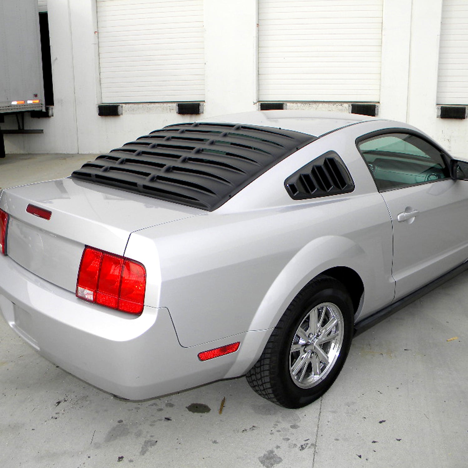 2005-2014 Ford Mustang Coupe Matt Black ABS Vintage Rear Window Louver