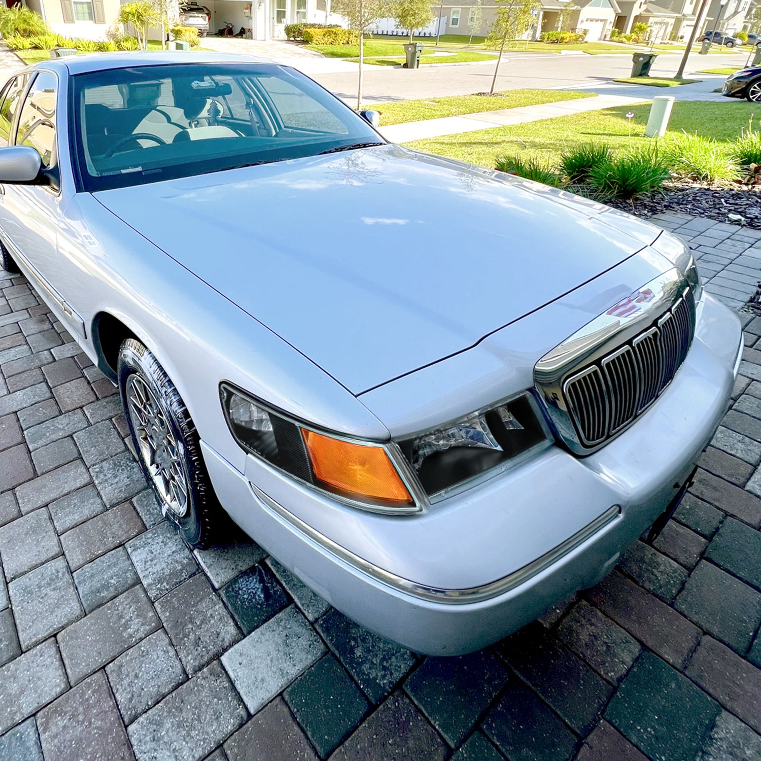1998-2002 Mercury Grand Marquis Factory Headlights Corner Signal Lights
