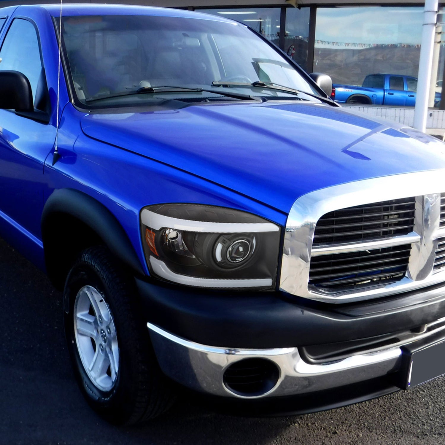 2006-2008 Dodge RAM 1500/ 06-2009 Dodge RAM 2500/3500 LED Tube Headlights Black