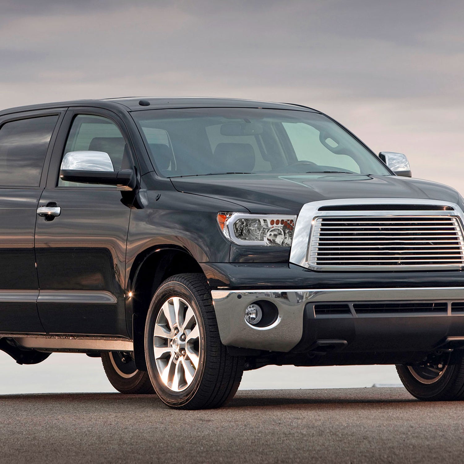 2007-2013 Toyota Tundra/2008-2017 Sequoia LED Tube Factory Headlights Chrome