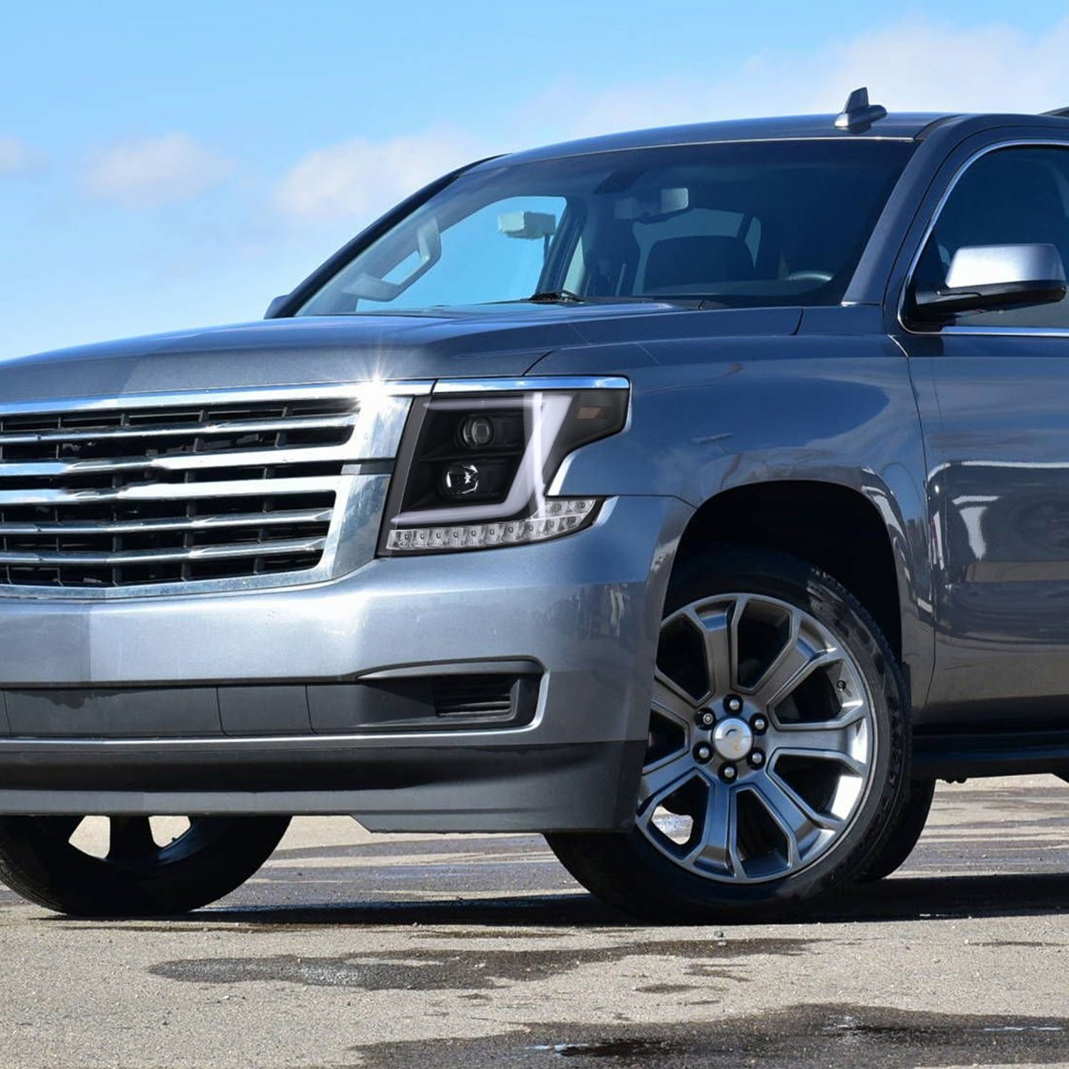 2015-2020 Chevy Tahoe Suburban/ Suburban 3500HD Headlights LED Signal Black