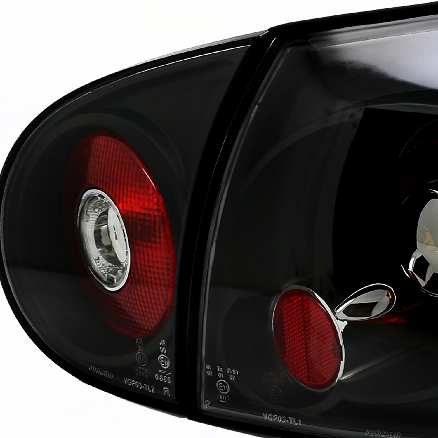 2006-2009 VW Golf GTI Mk5/Rabbit/R32 Tail Lights Matte Black/Clear Lens