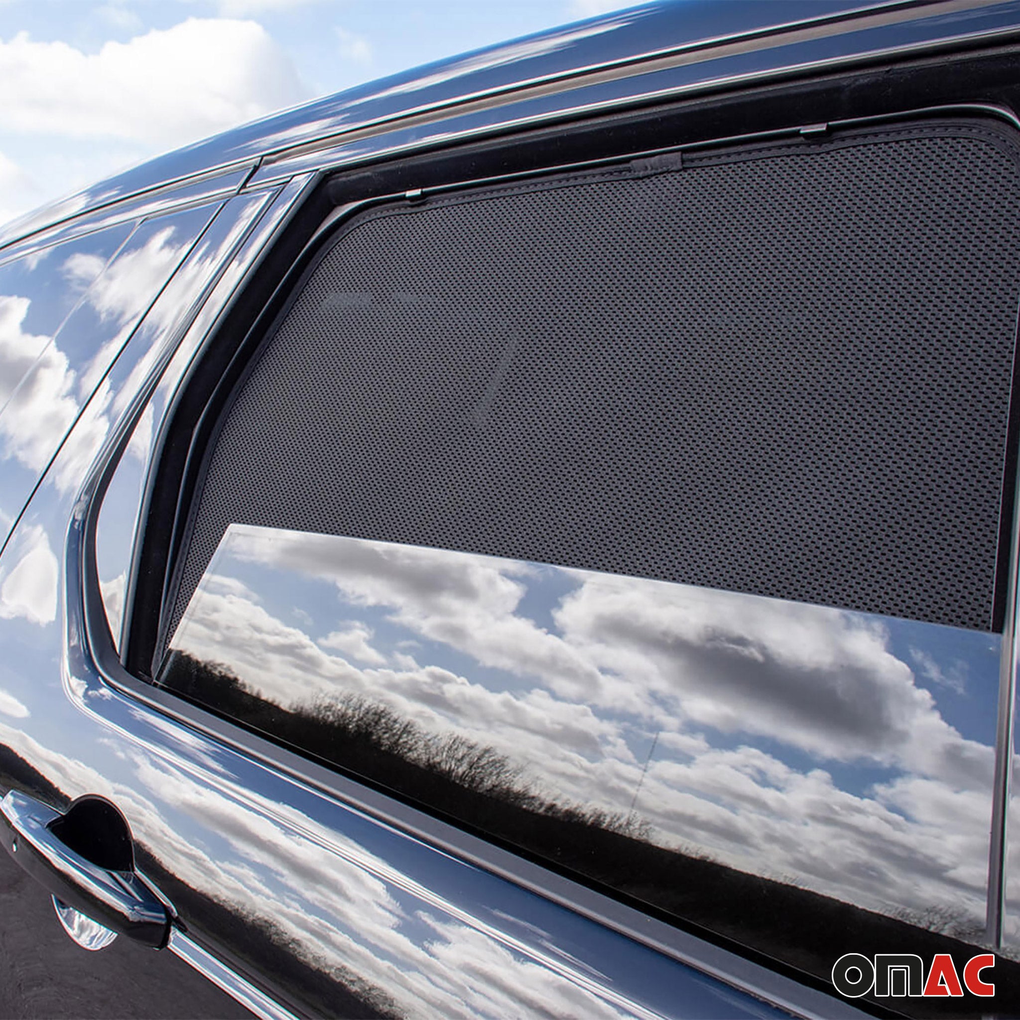 2015-2019 Land Rover Discovery Sport Side Rear Window Curtain Mesh Black 2Pcs