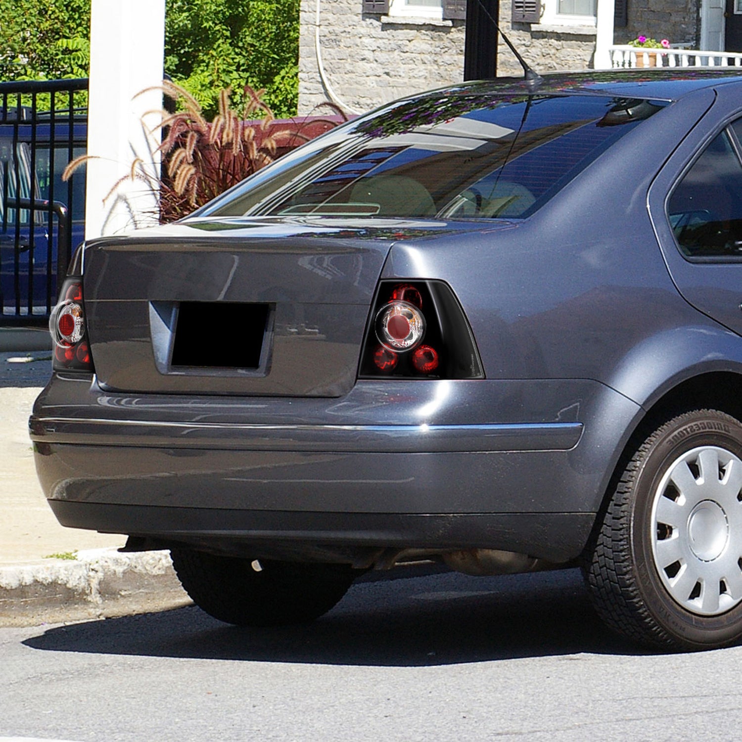 1999-2005 VW Jetta/Bora Mk4 Sedan Tail Lights Matte Black/Clear Lens