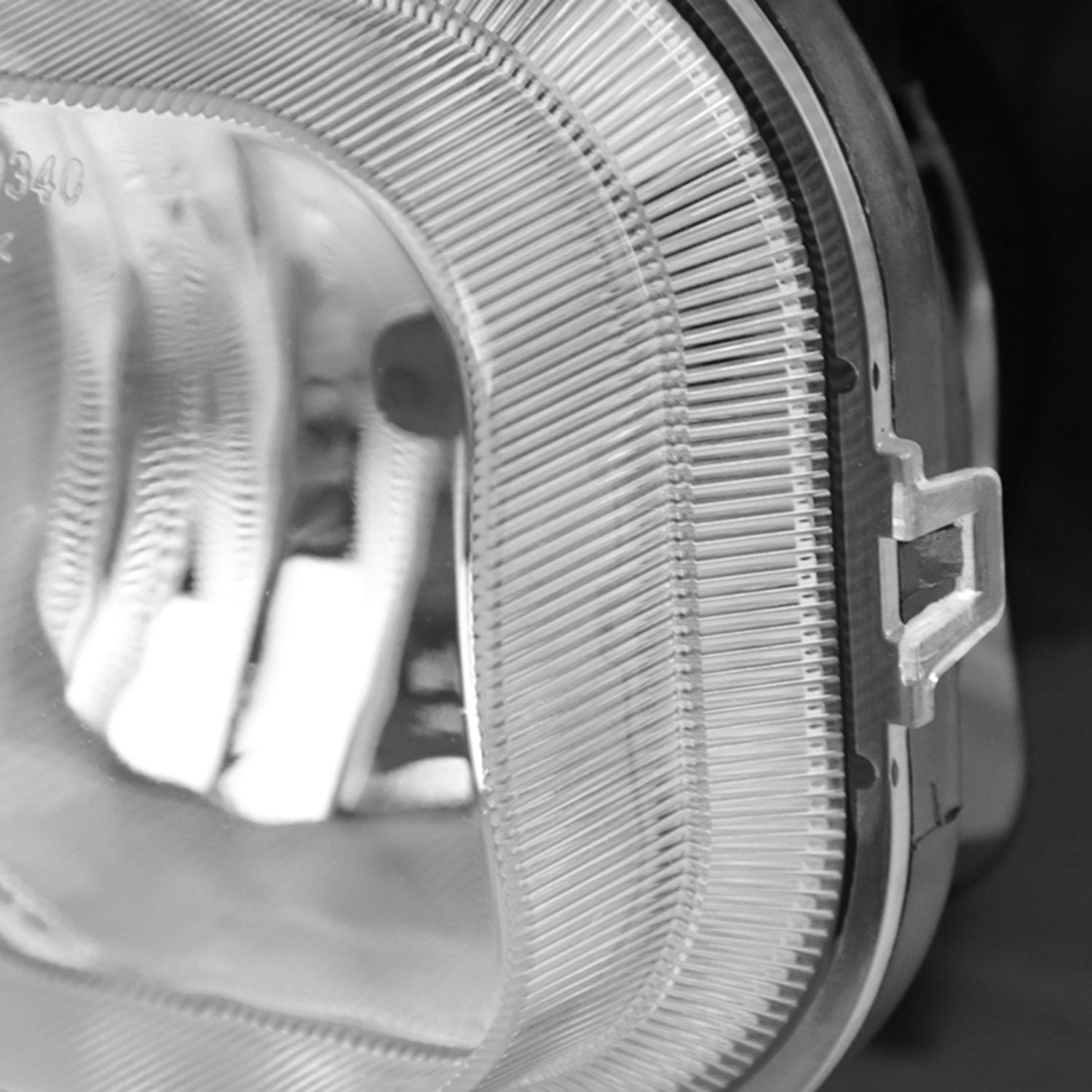 2005-2007 Ford F-250/F-350/Excursion H10 Fog Lights Chrome/Clear Lens