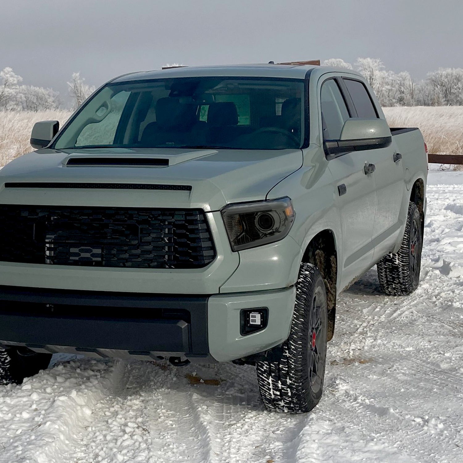 2014-2021 Toyota Tundra LED Turn Signal LED Bar Projector Headlights Smoke