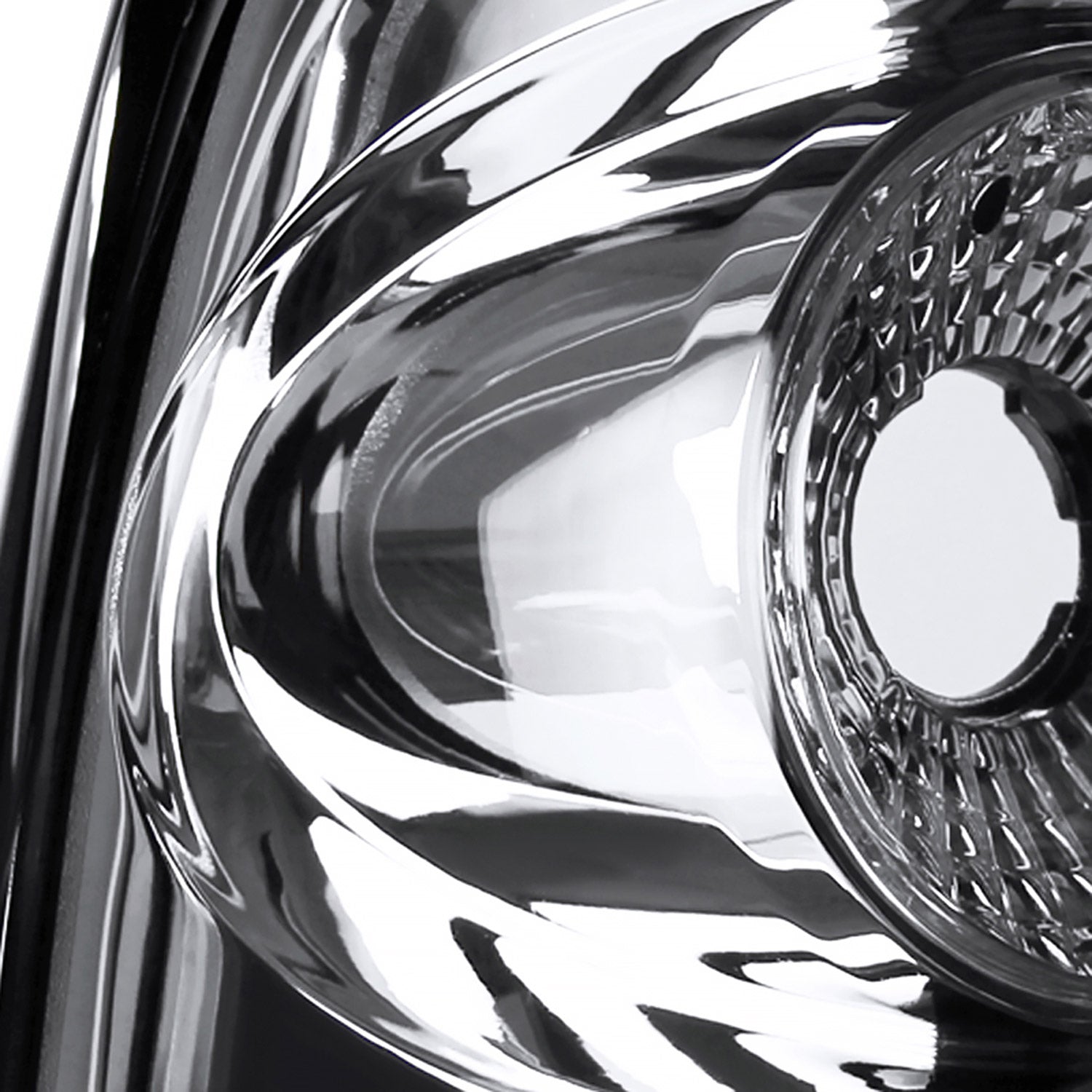 2003-2006 Chevrolet Silverado Tail Lights Chrome Housing/Clear Lens