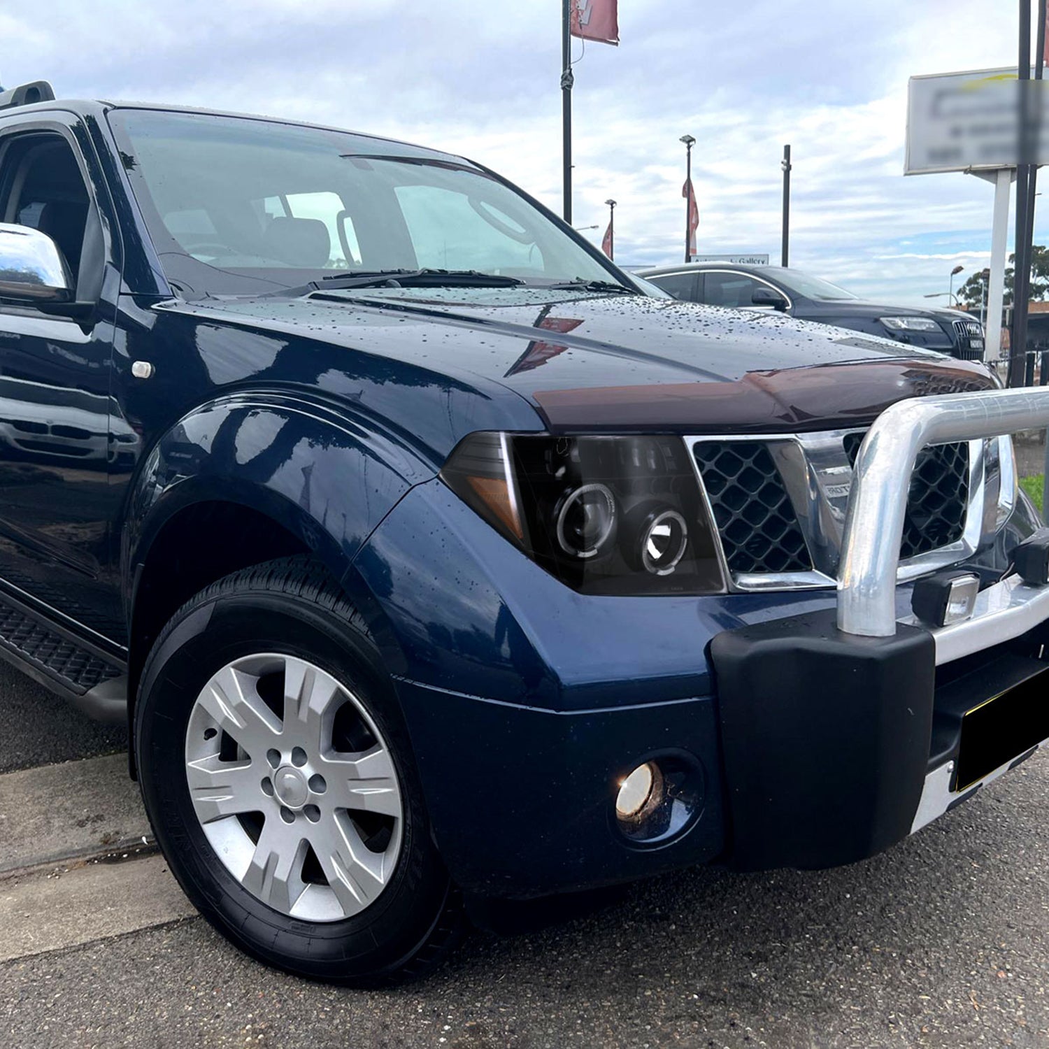 2005-2007 Nissan Pathfinder/ 05-2008 Frontier Dual Halo Headlights Jet Black