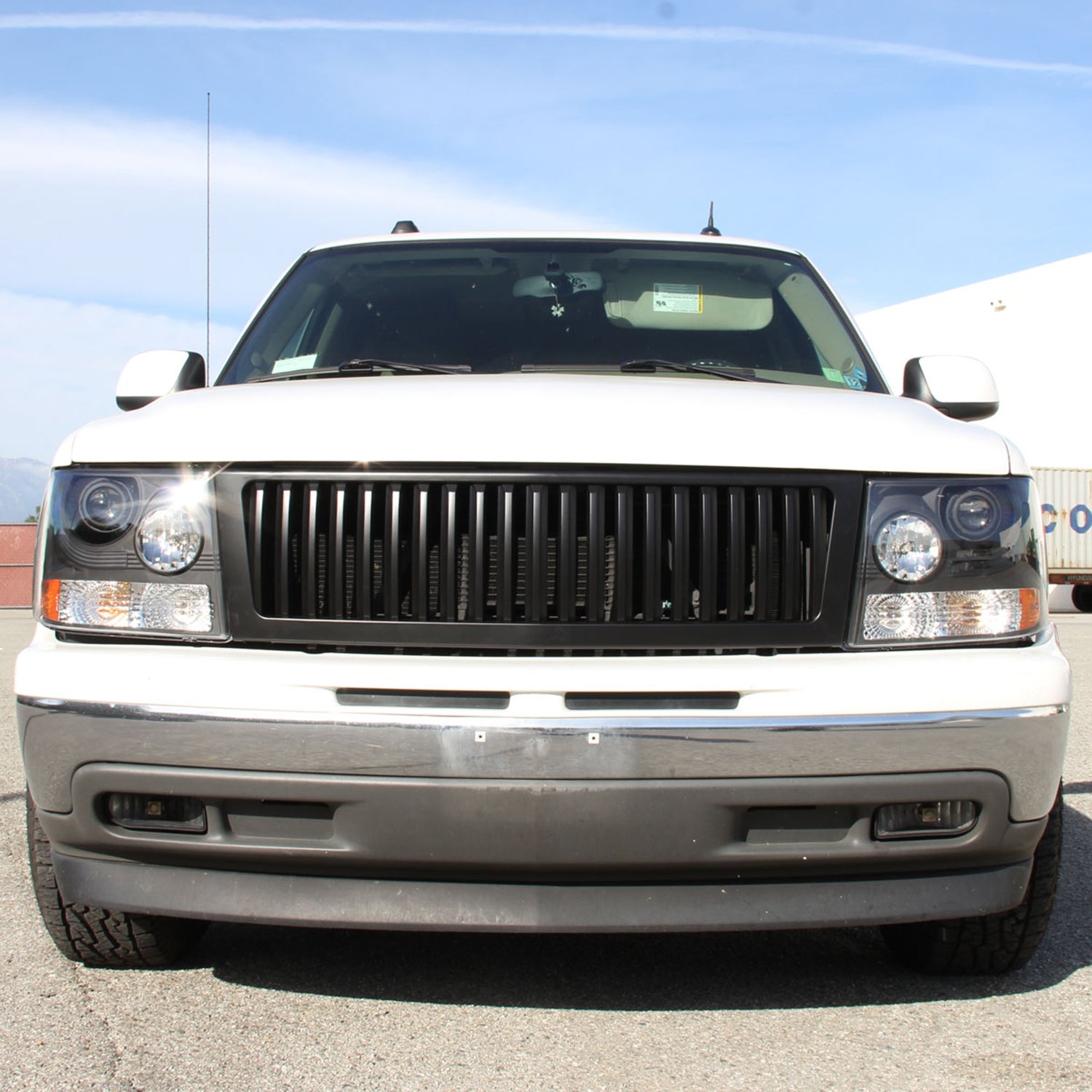 1999-2002 Chevy Silverado 1500 2500/Tahoe Suburban Headlights Bumper Black