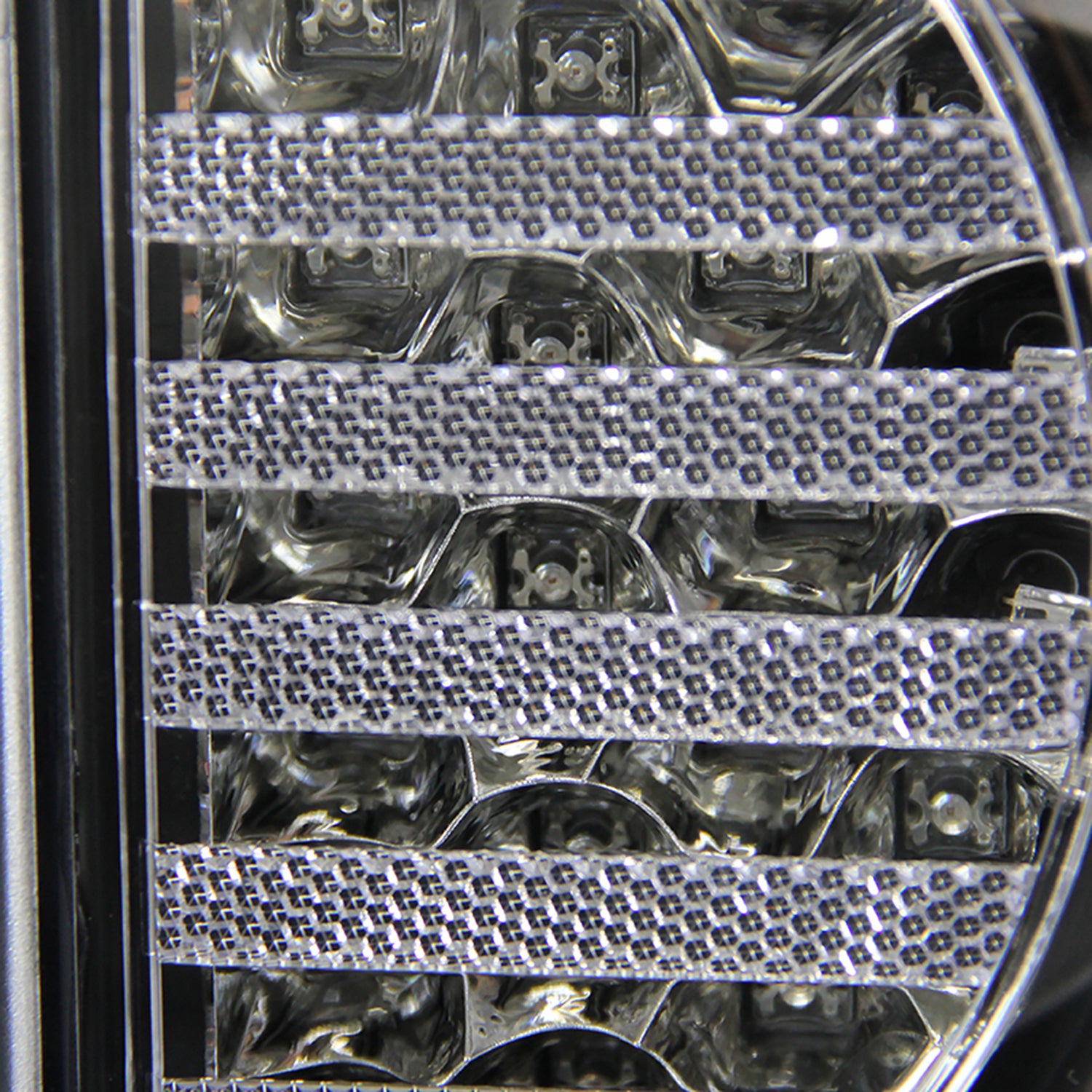 1997-2007 Ford F-150/F-250/350/450/550 V2 LED Tail Lights Matt Black/Smoke