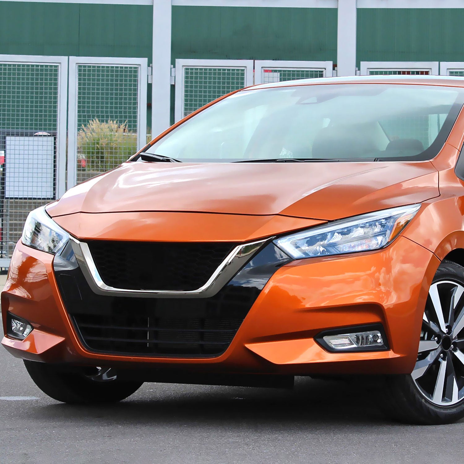 2020-2022 Nissan Versa H8 Fog Lights Kit Chrome Housing/Clear Lens