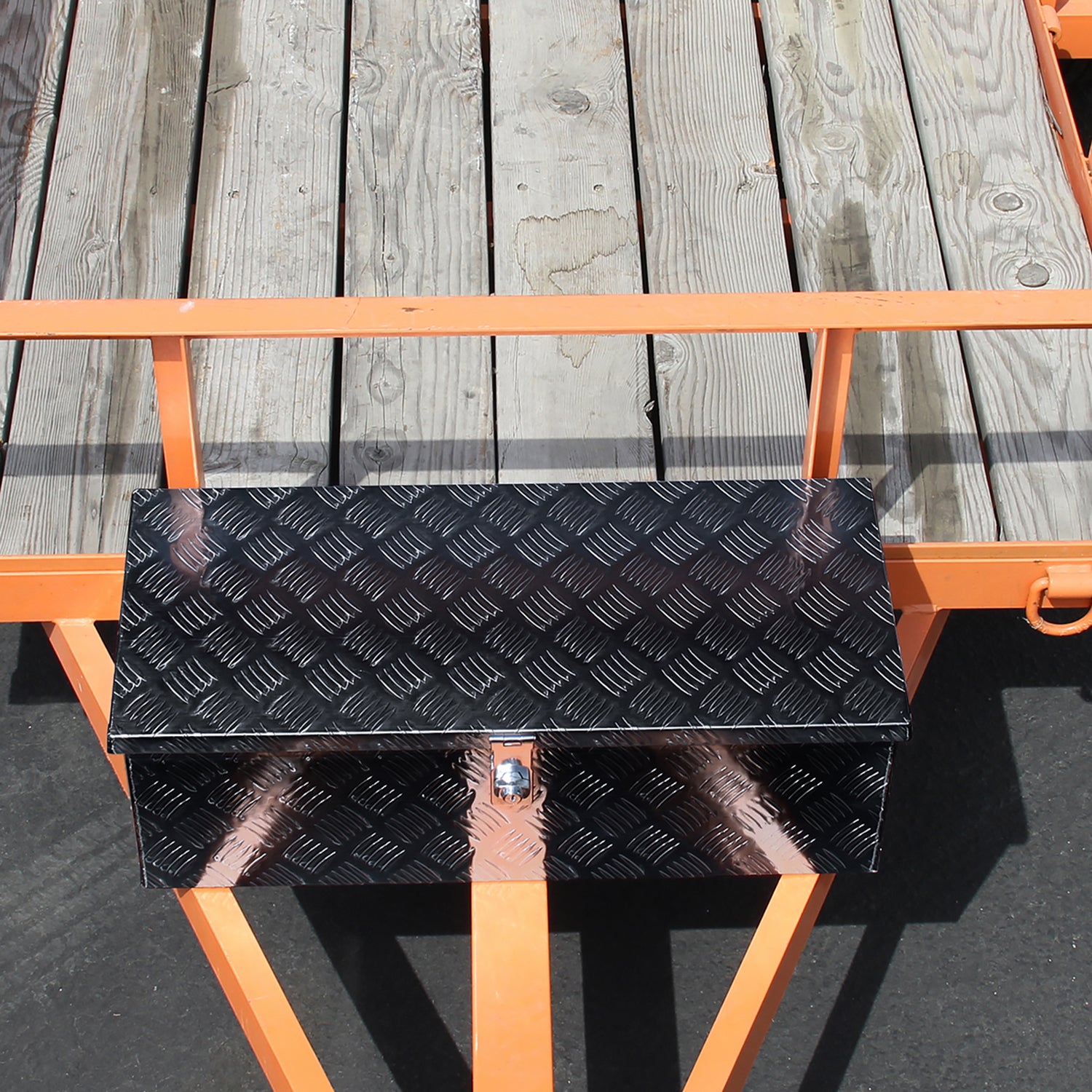 Universal 30" Heavy Duty Black Alu Truck Tool Box w/ Side Handles Lock & Keys