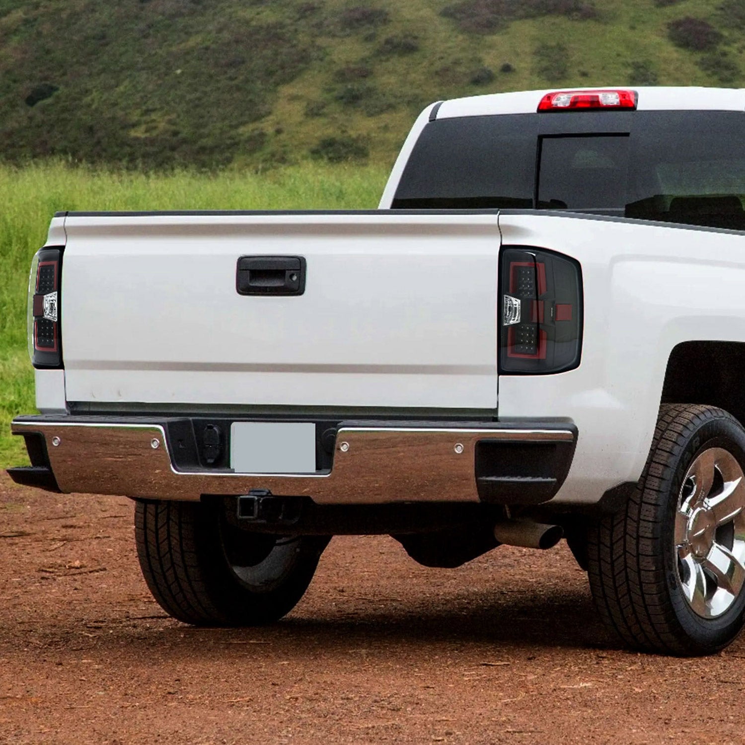 2014-2018 Chevy Silverado 1500 2500HD /Sierra 3500HD Red LED Tail Lights Black