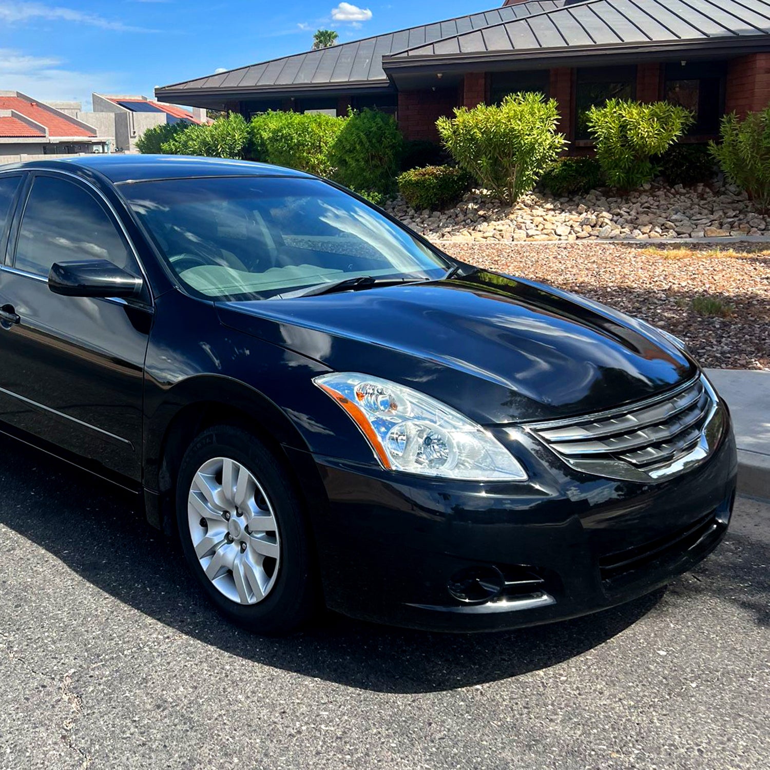 2010-2012 Nissan Altima Sedan Factory Crystal Headlights - Passenger Side