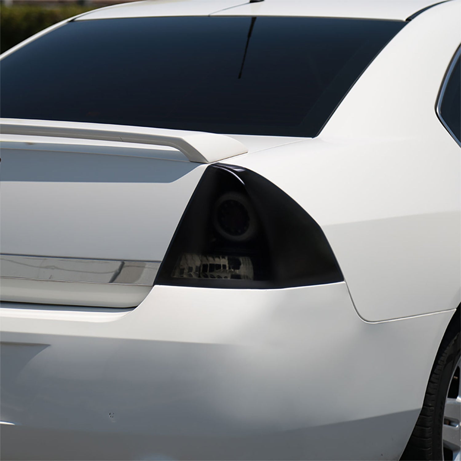 2006-2013 Chevy Impala/14-2016 Impala Limited LED Tail Lights Glossy Black/Smoke