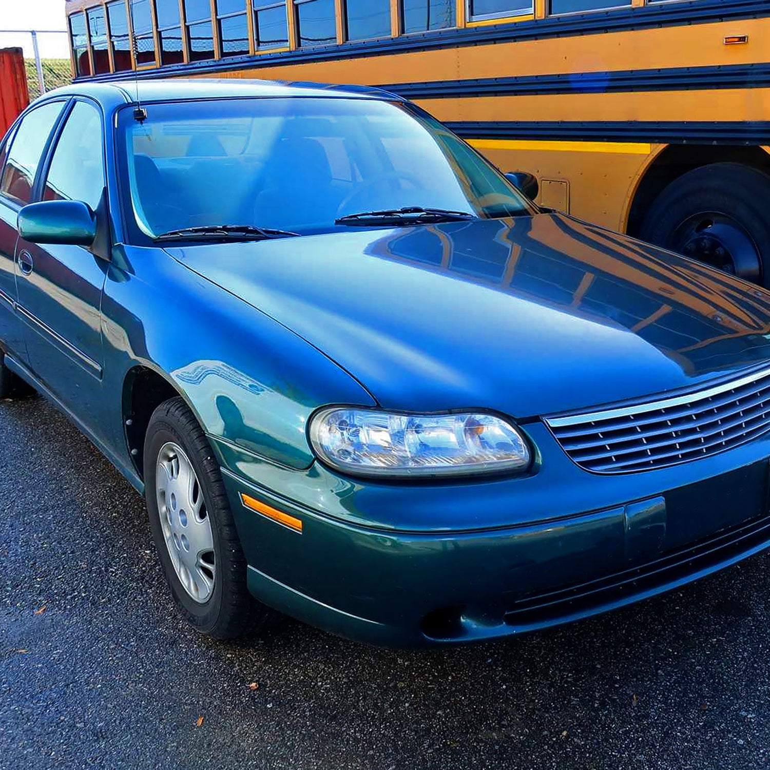 1997-1999 Oldsmobile Cutlass /Chevy Malibu /Classic Factory Headlights Chrome
