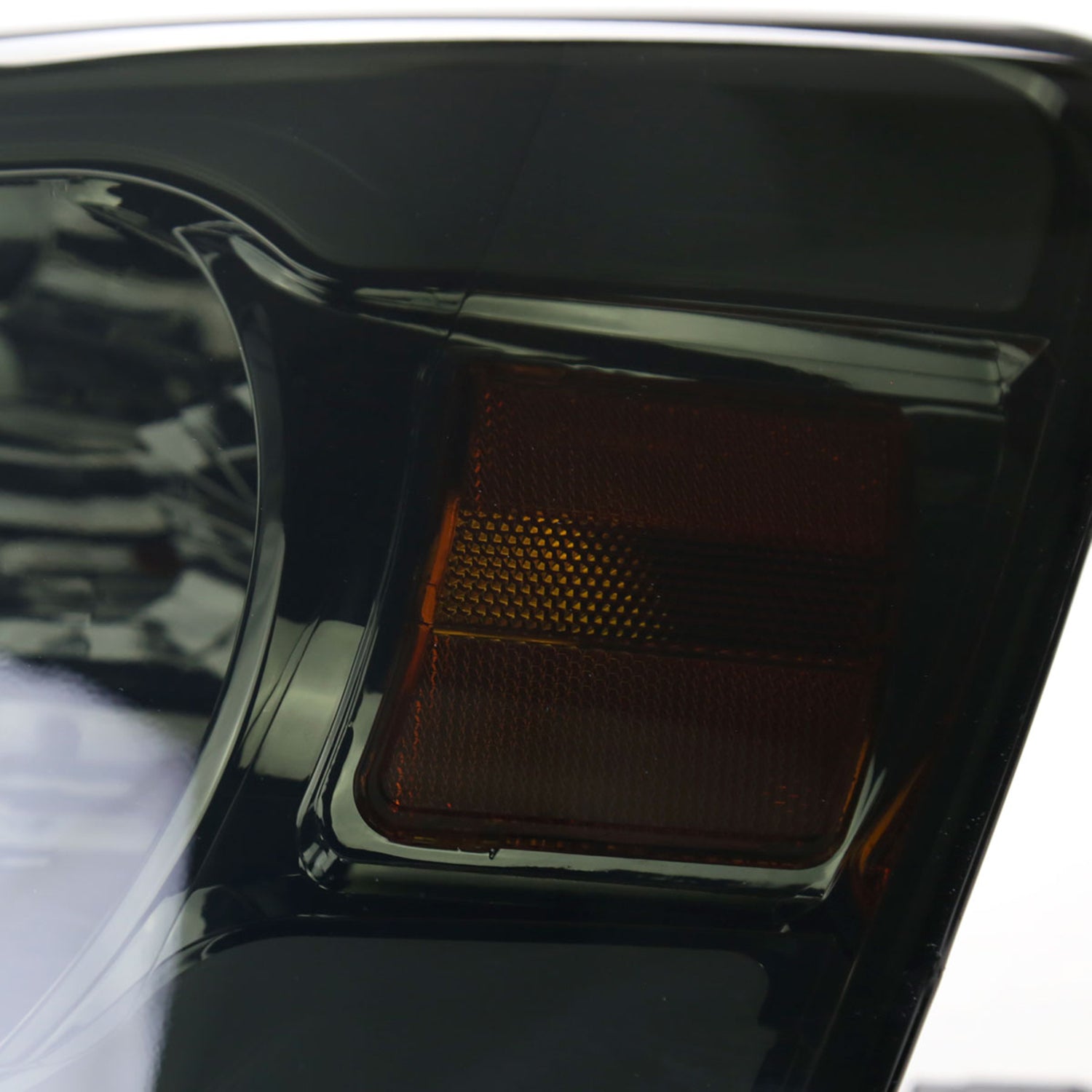 2006-2008 Dodge RAM 1500/ 06-2009 Dodge RAM 2500/3500 LED Tube Headlights Smoke