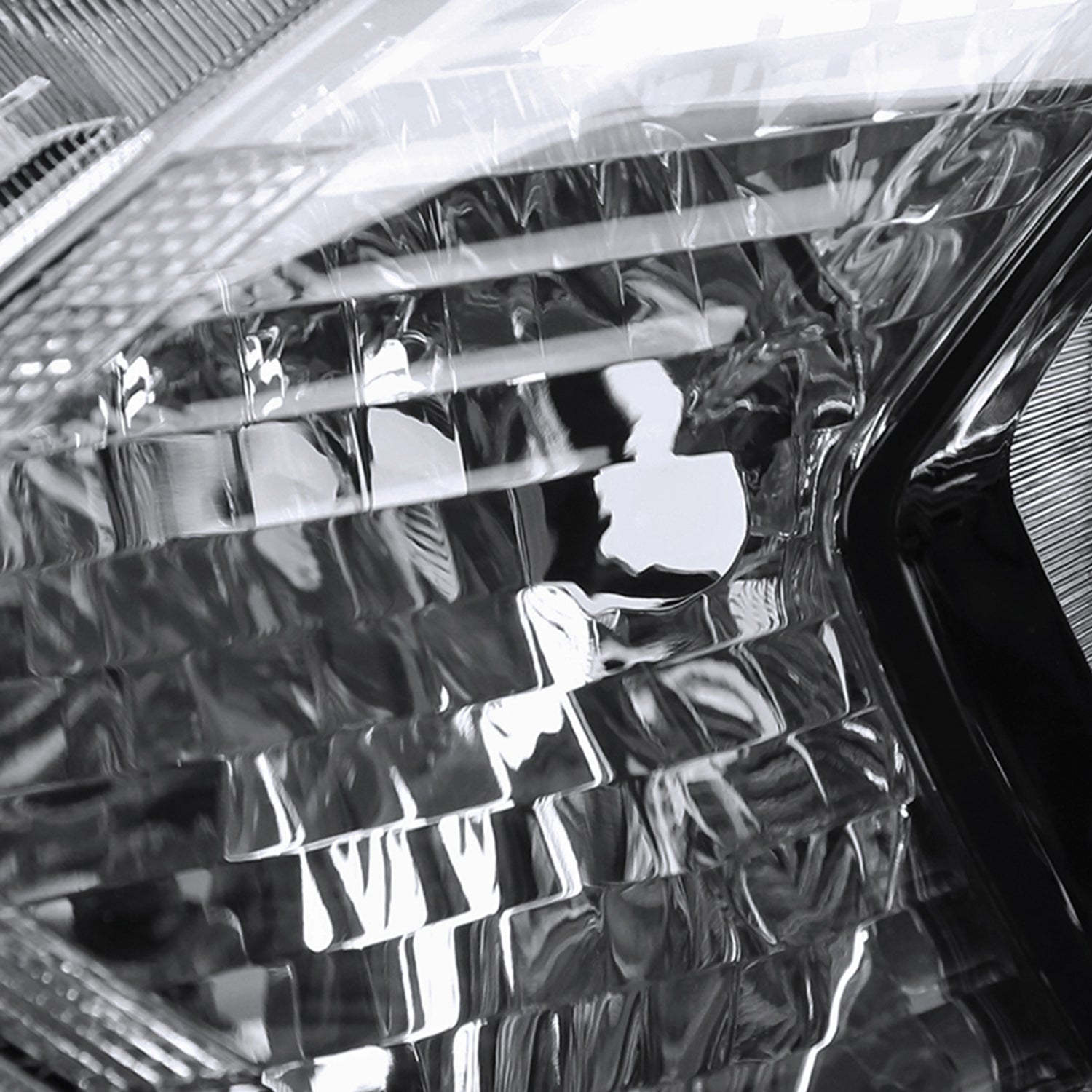 2016-2018 Honda HR-V Crystal Headlights w/ Amber Reflectors Glossy Black/Clear