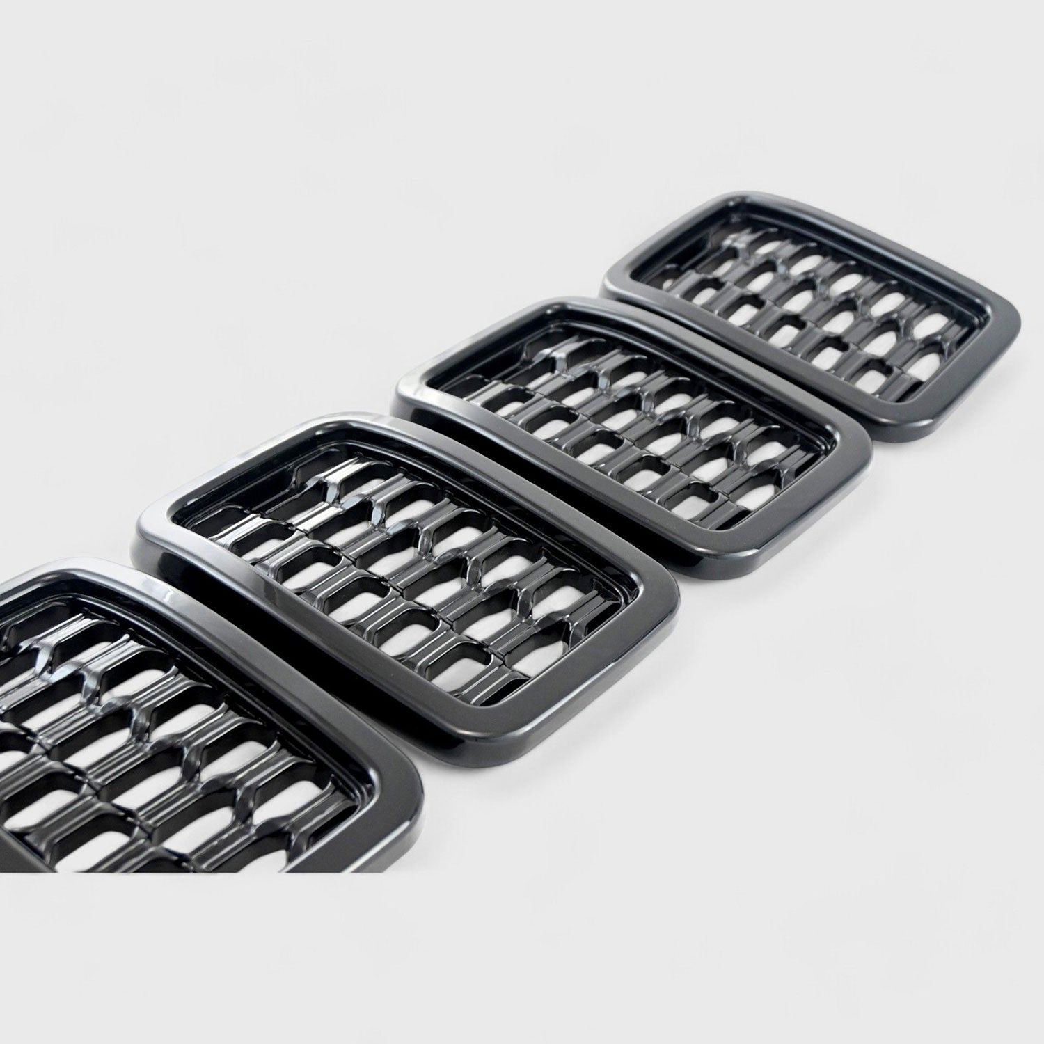 2017-2021 Jeep Grand Cherokee Grille Overlay Gloss Black 7Pcs ABS Plastic