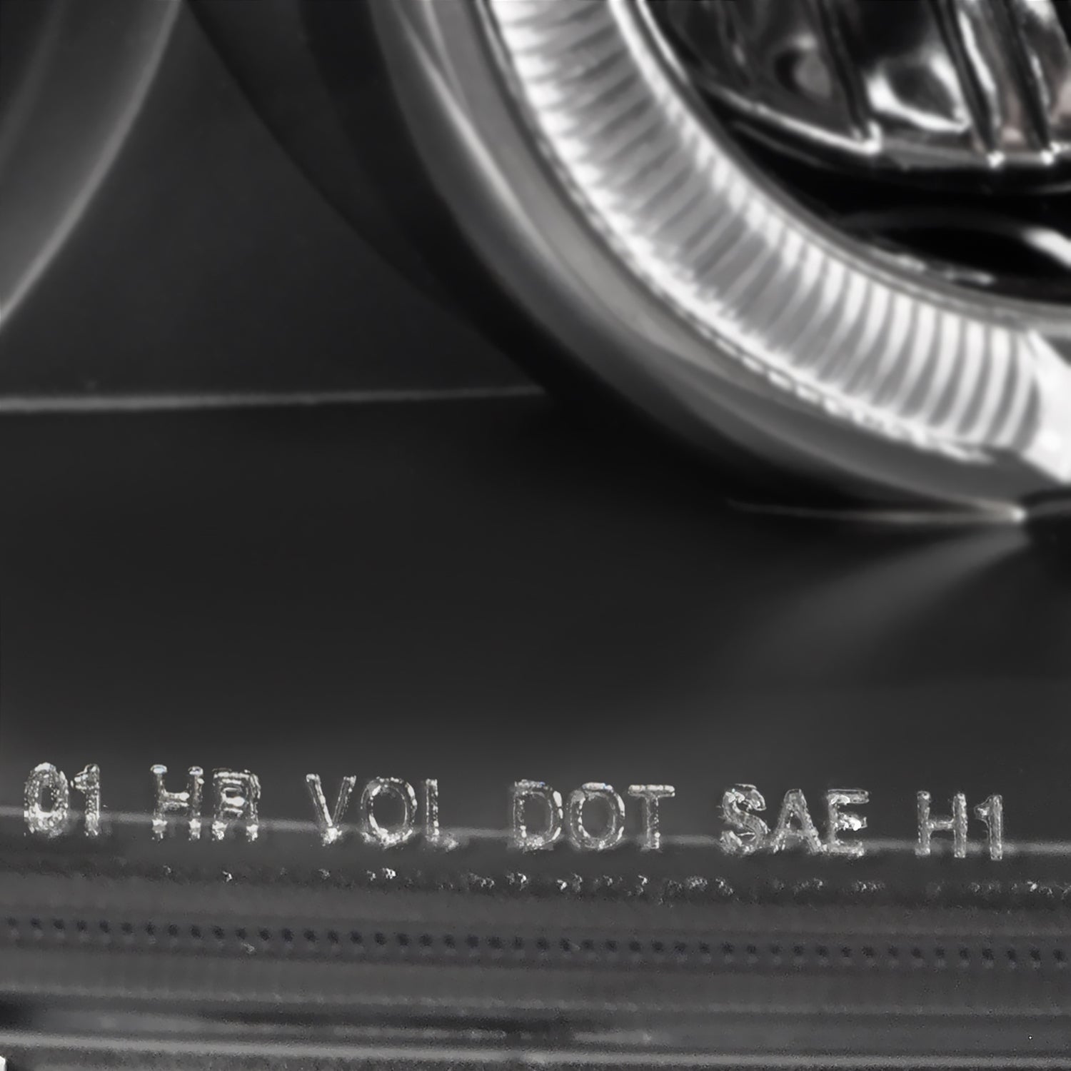 2003-2005 Toyota 4Runner Dual Halo Projector Headlights Matte Black/Clear Lens