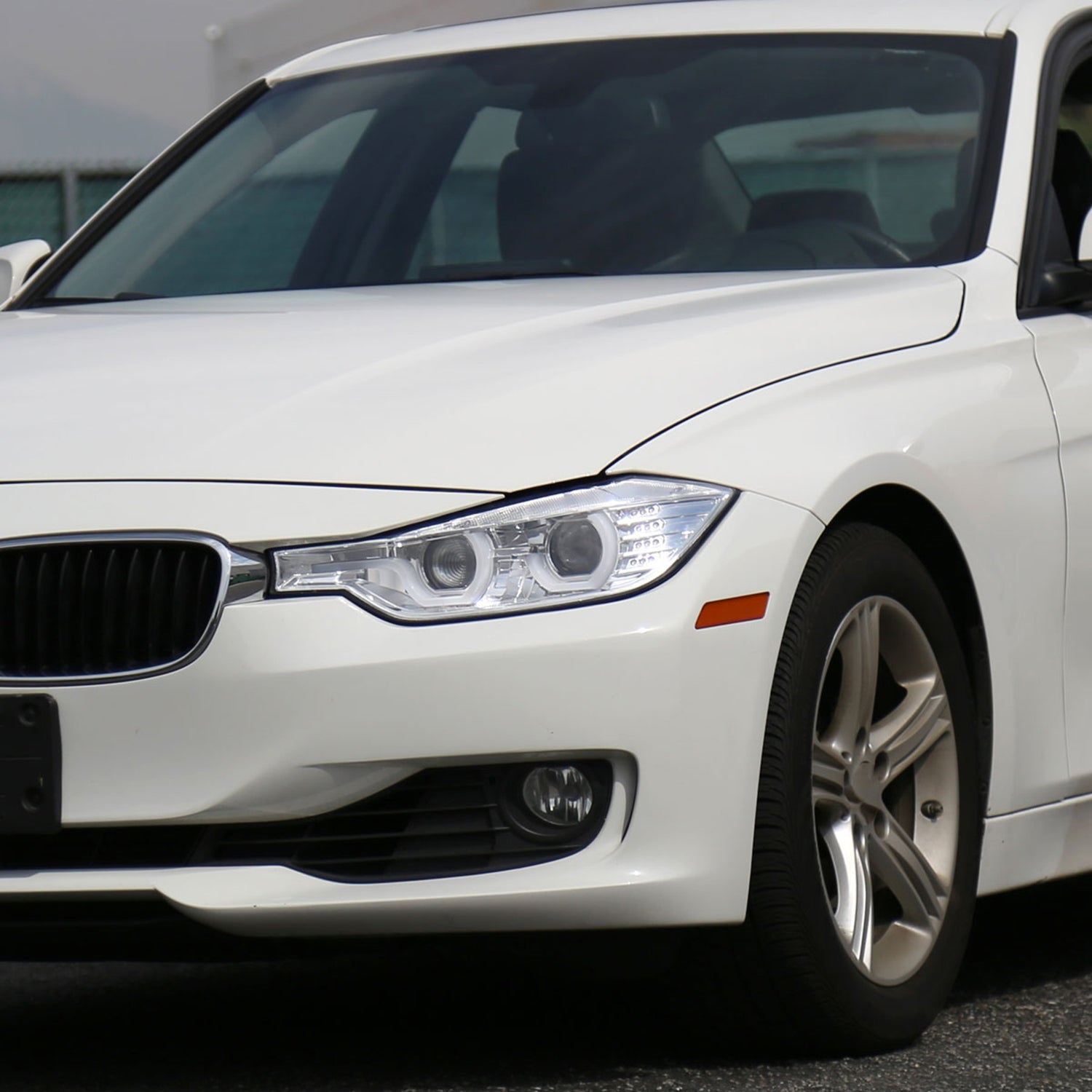 2012-2015 BMW F30 3 Series Sedan Dual LED Headlights LED Signal Chrome