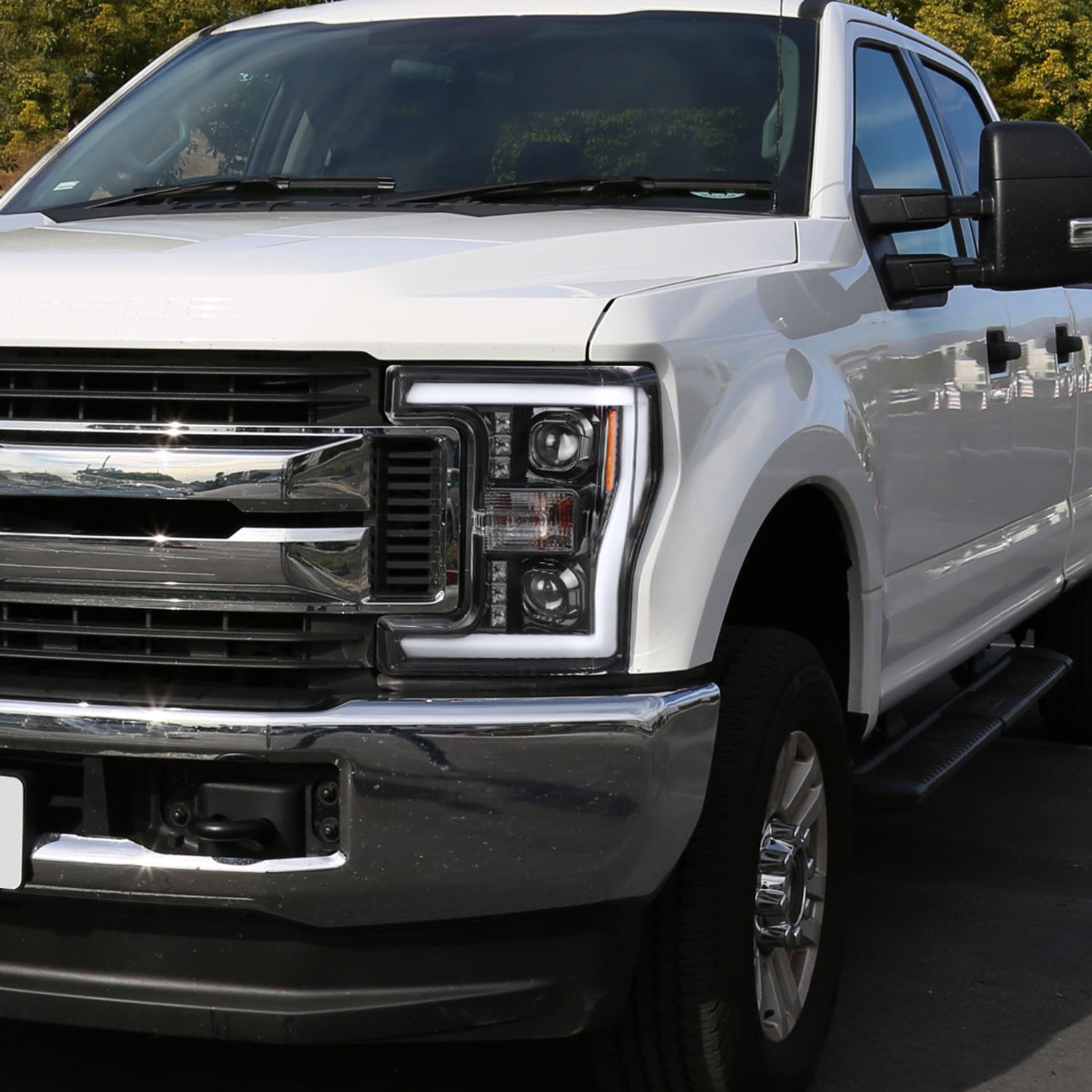 2017-2019 Ford F-250 F-350 F-450 F-550 LED CBar Projector Headlights Jet Black