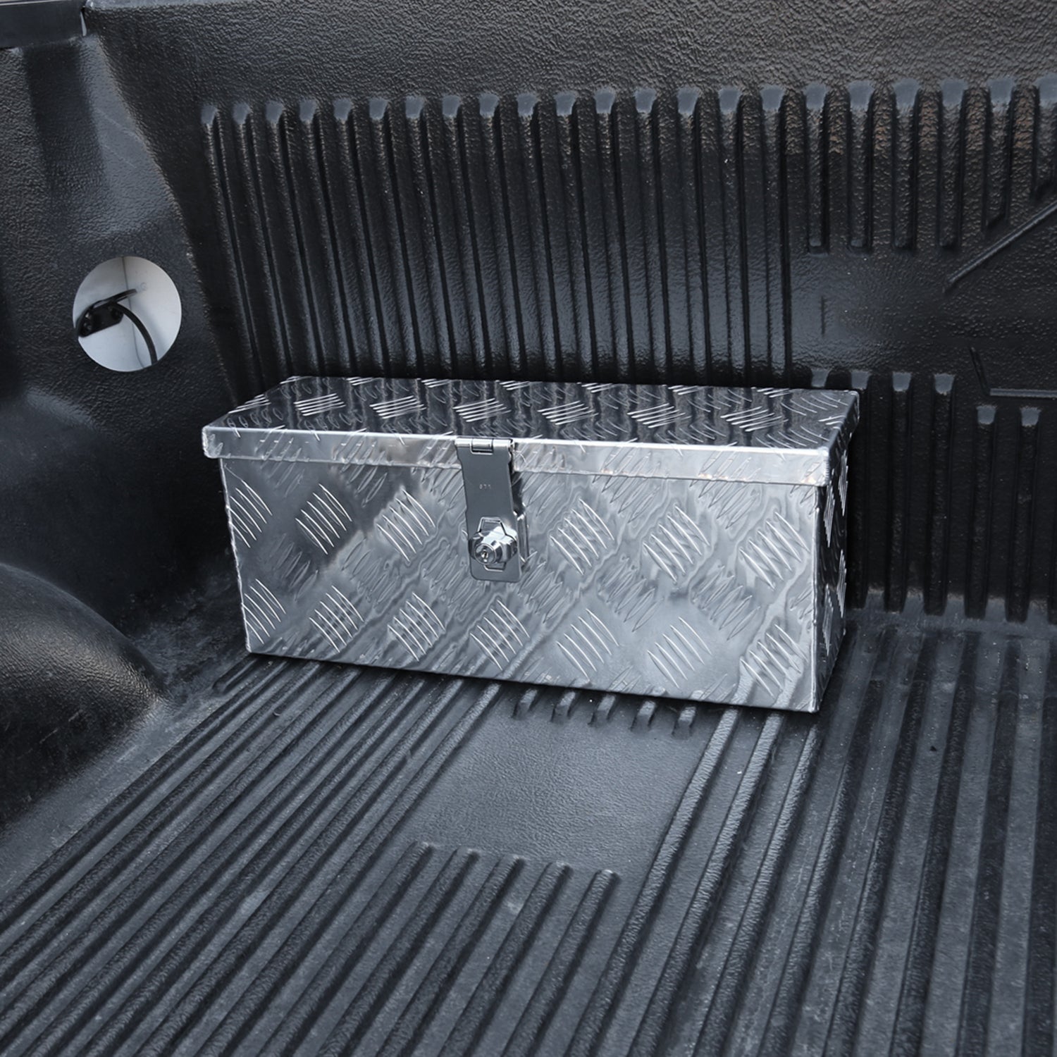 Universal 20" Heavy Duty Silver Aluminum Tool Box w/ Lock & Keys