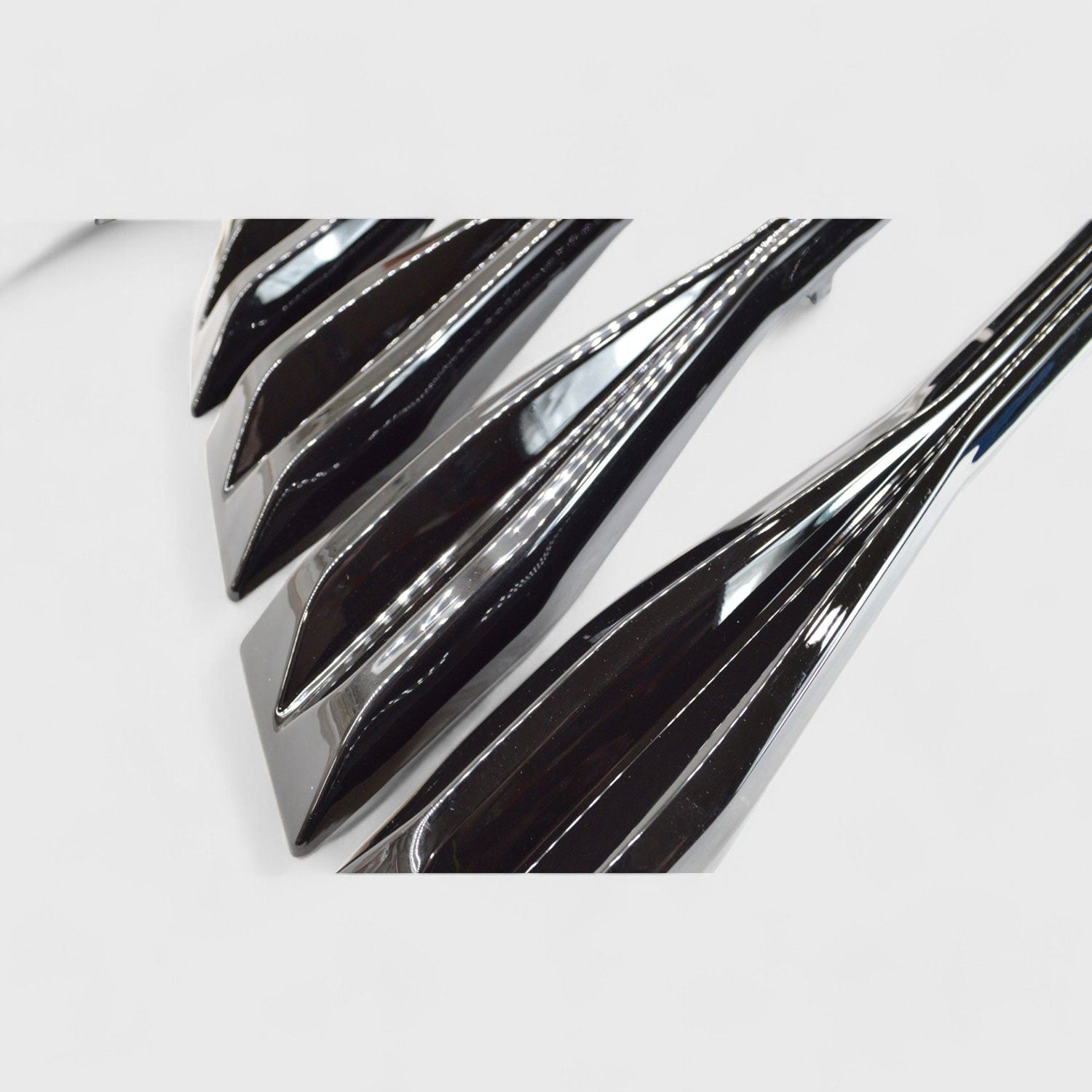 2019-2022 Chevrolet Blazer Grille Overlay Gloss Black 5Pcs ABS Plastic