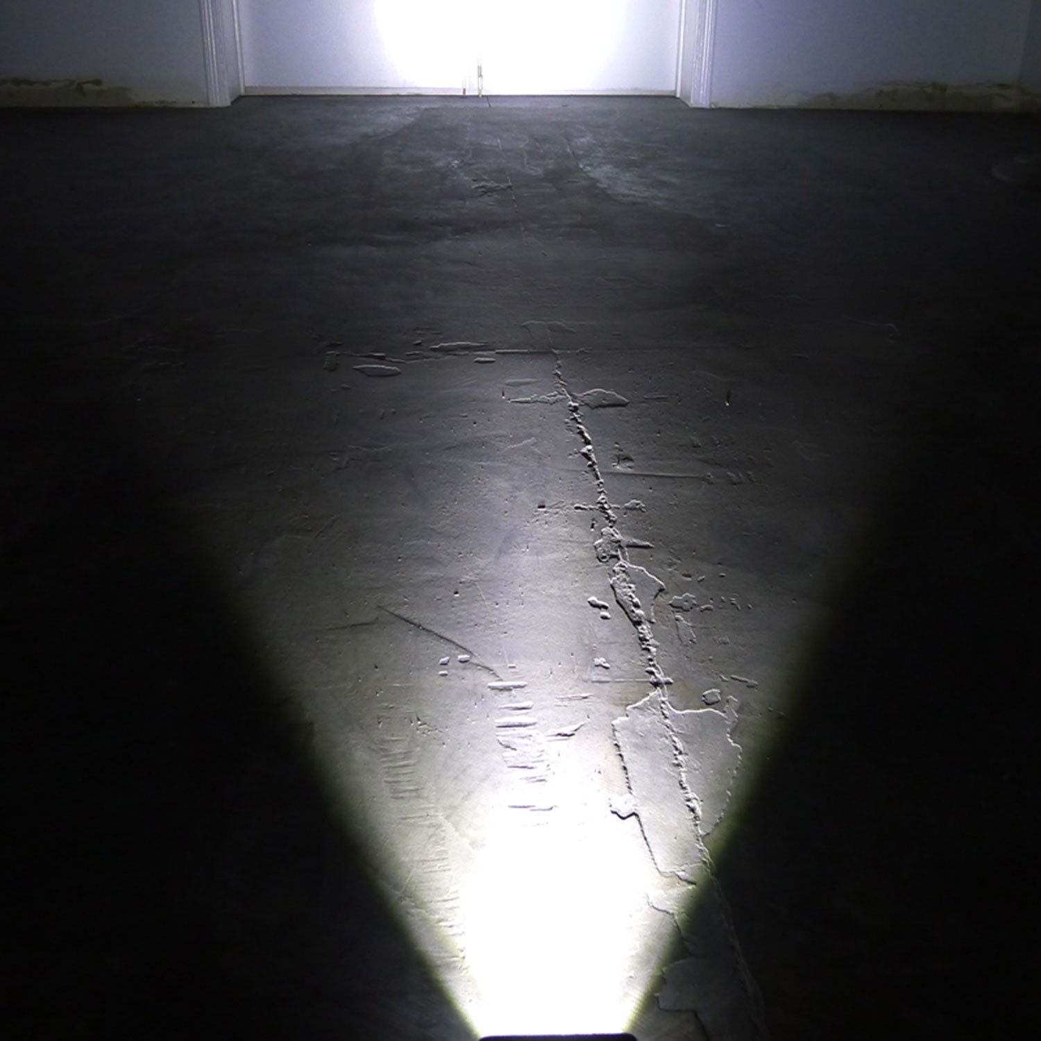 Universal Off Road 6000k Flood Beam 16W 4-LED Cube Fog Light Mounting Bracket