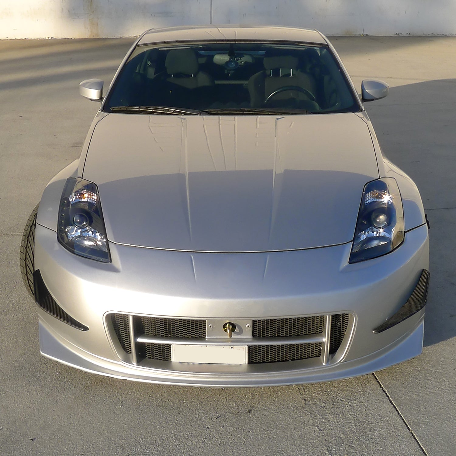 2003-2005 Nissan 350Z Projector Headlights Matte Black Housing/Clear Lens