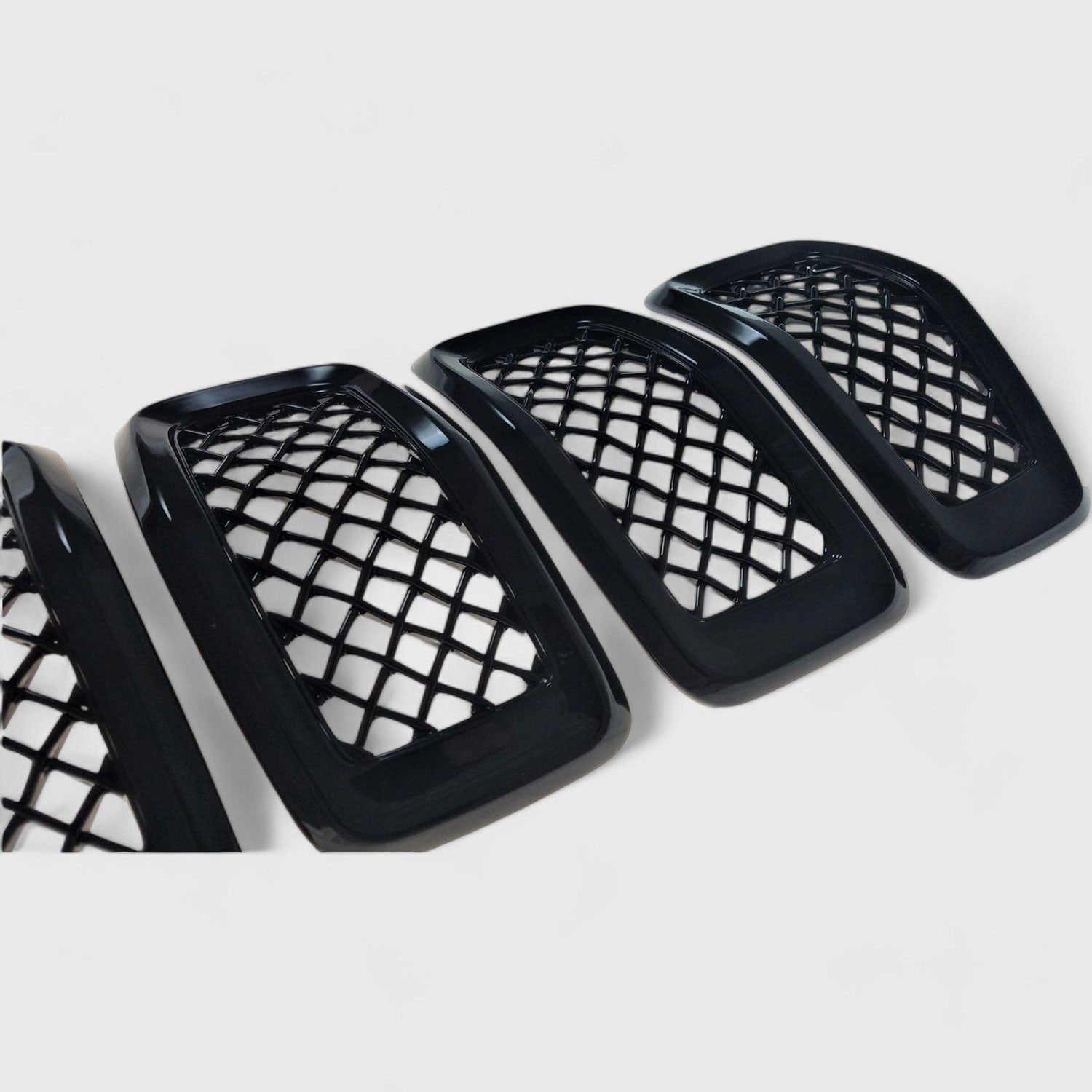 2014-2018 Jeep Cherokee Grille Overlay Gloss Black 7Pcs ABS Plastic