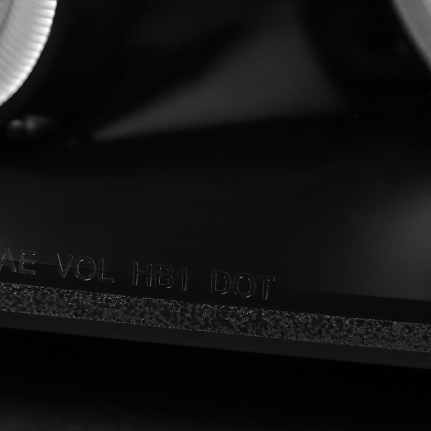 2000-2001 Nissan Maxima Dual Halo Projector Headlights Matte Black/Clear Lens