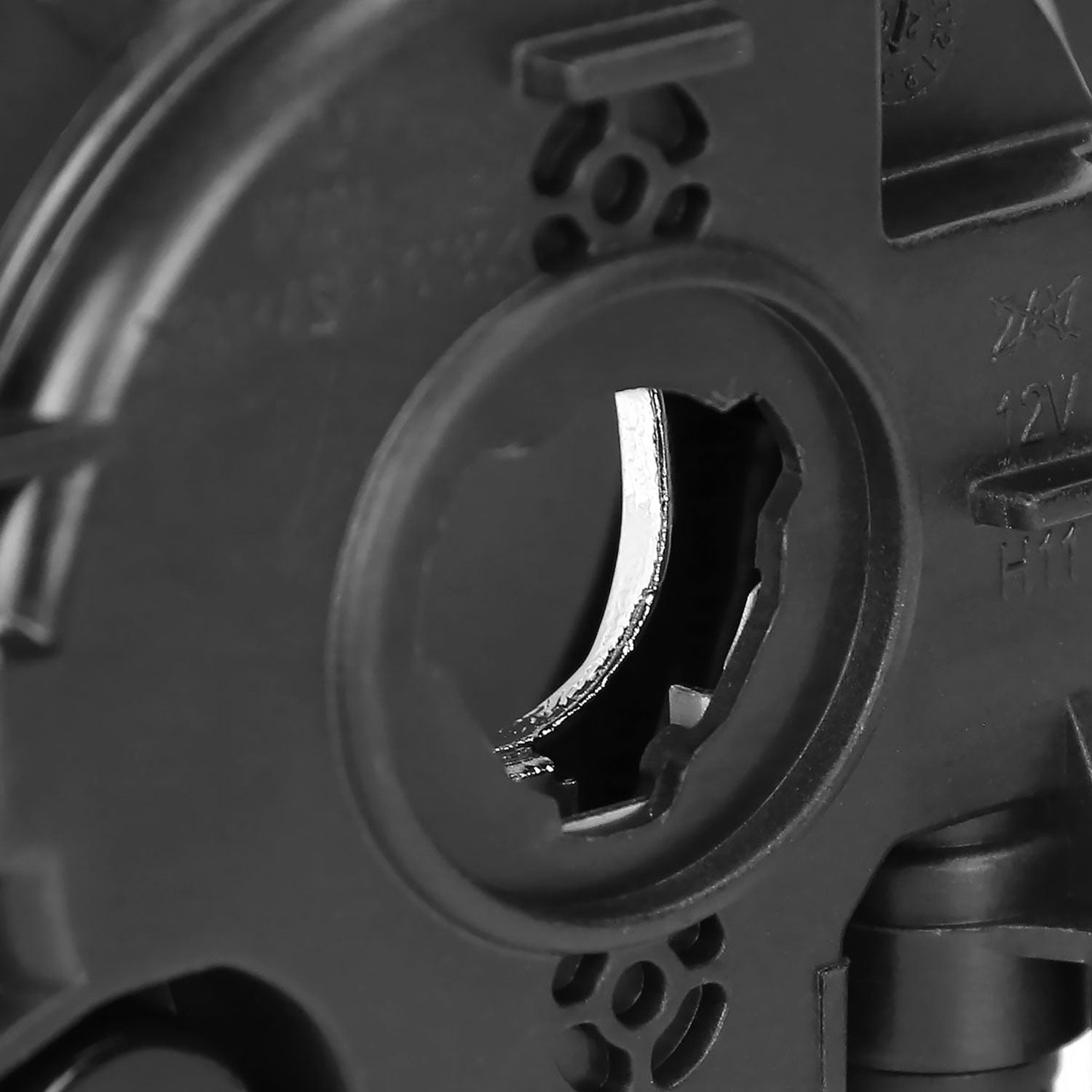 2019-2020 Nissan Altima H11 Fog Lights Kit Chrome Housing/Clear lens