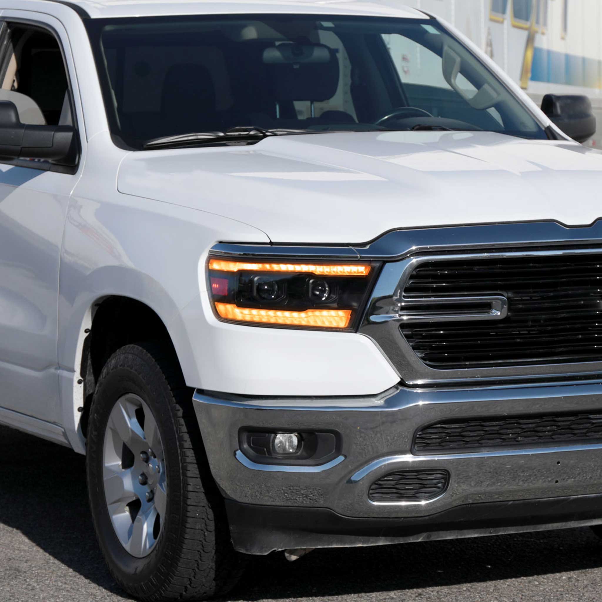 For Dodge RAM 1500 2019-2024  LED Headlights Turn Signals LED Pulsing Glow Matte Black Housing Clear Lens