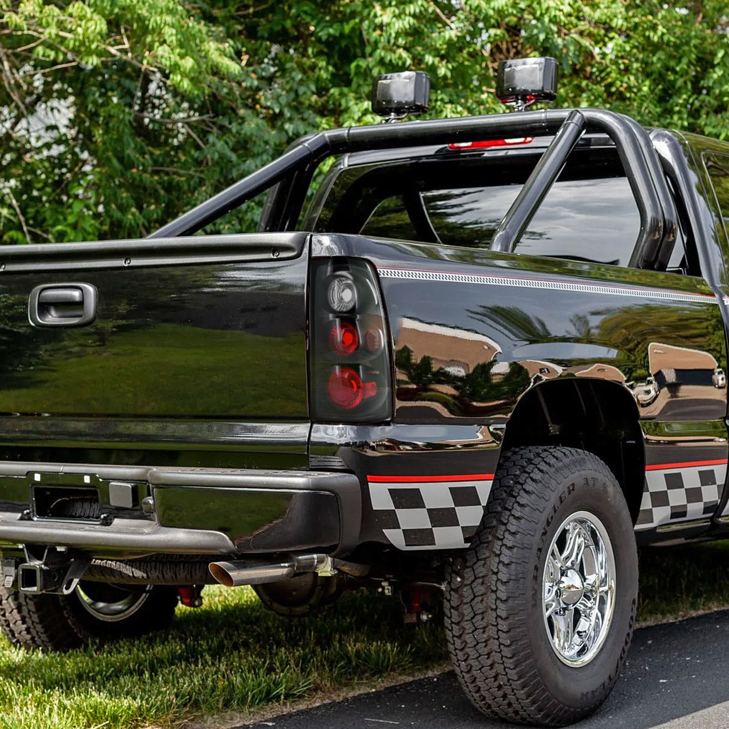 1999-2002 Chevy Silverado/ 1999-2006 GMC Sierra Tail Lights Matte Black/Clear