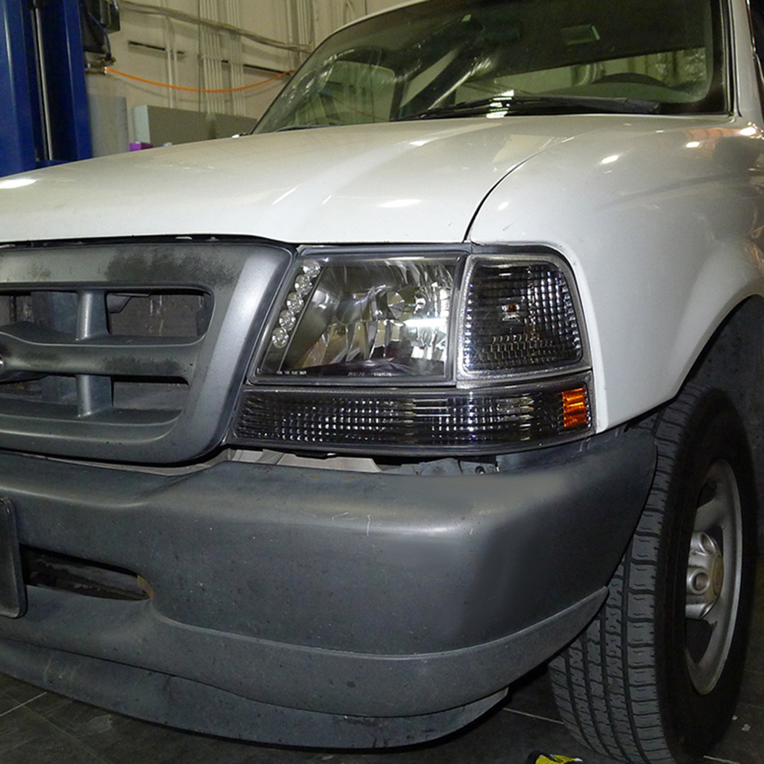 1998-2000 Ford Ranger Corner Parking Turn Signal Lights Matte Black/Clear Lens
