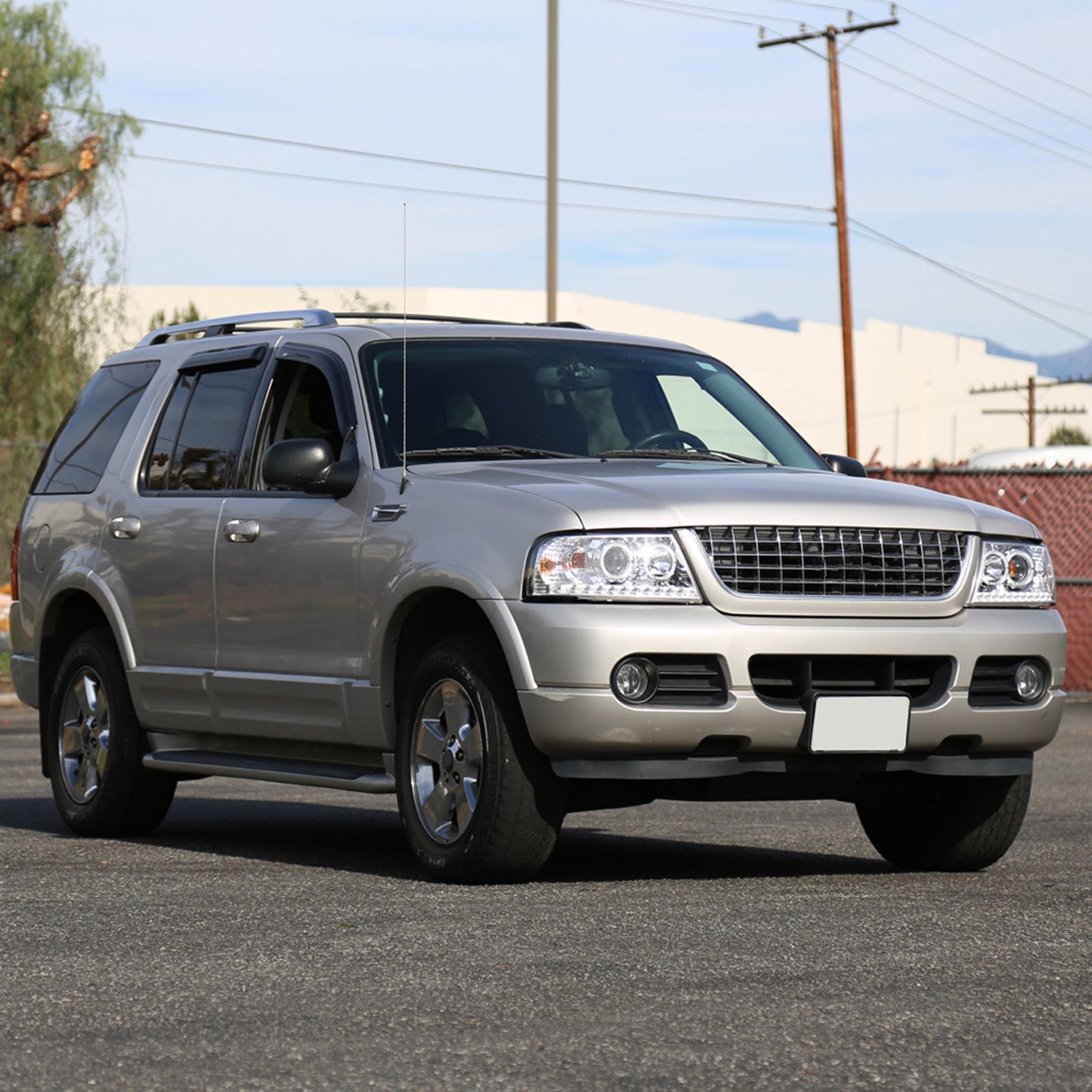 2002-2005 Ford Explorer Dual Halo Projector Headlights Chrome/Clear Lens