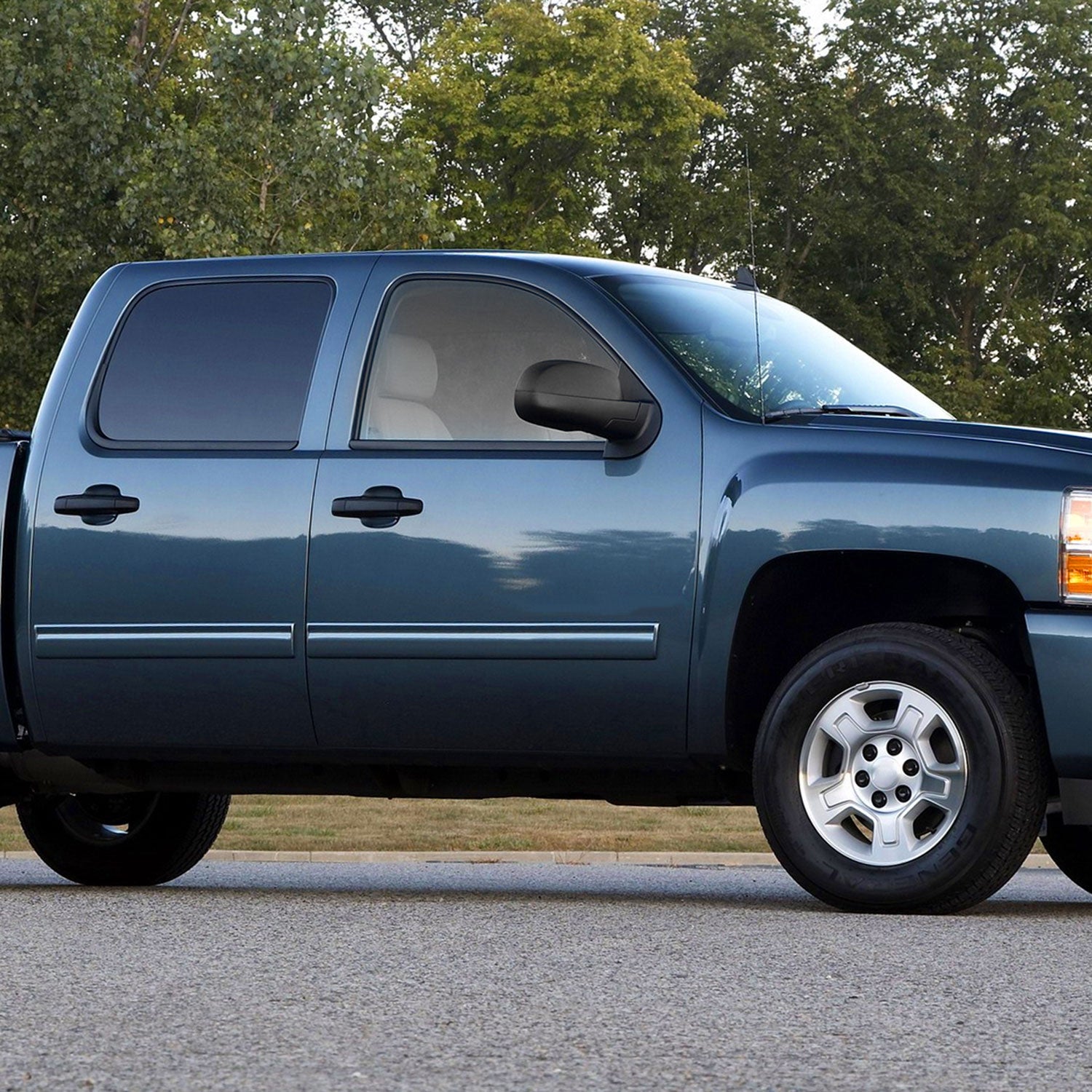 2007-2013 Chevy Silverado /Sierra Auto-Fold&Heated Side Mirror Passenger Black