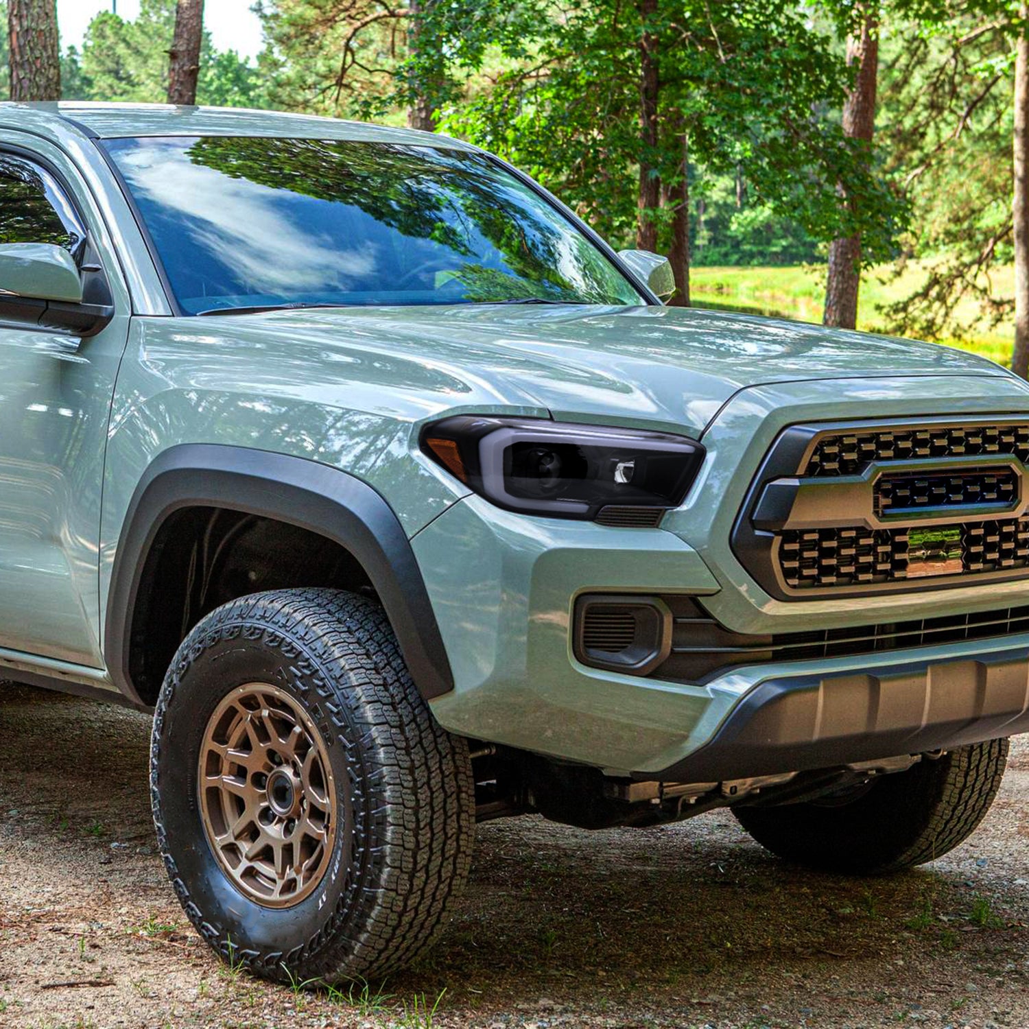 2016-2023 Toyota Tacoma Switchback LED C-Bar Projector Headlights Black/Smoke