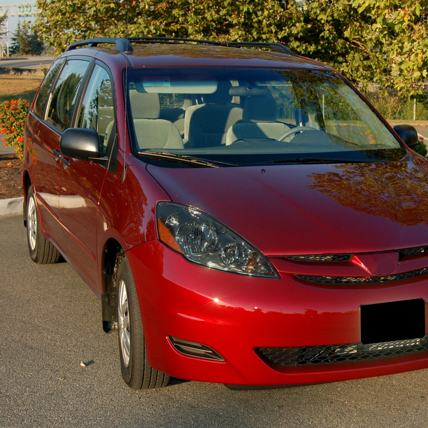 2006-2010 Toyota Sienna Factory Headlights w/Amber Reflector Chrome/Smoke