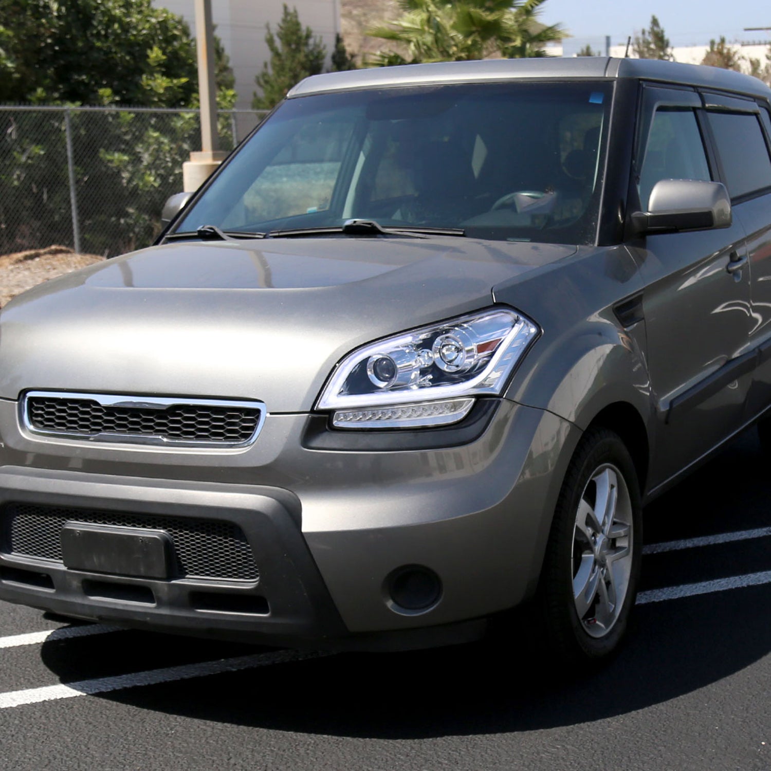 2010-2011 Kia Soul Projector Headlights LED Light Bar&LED Signal Lights Chrome