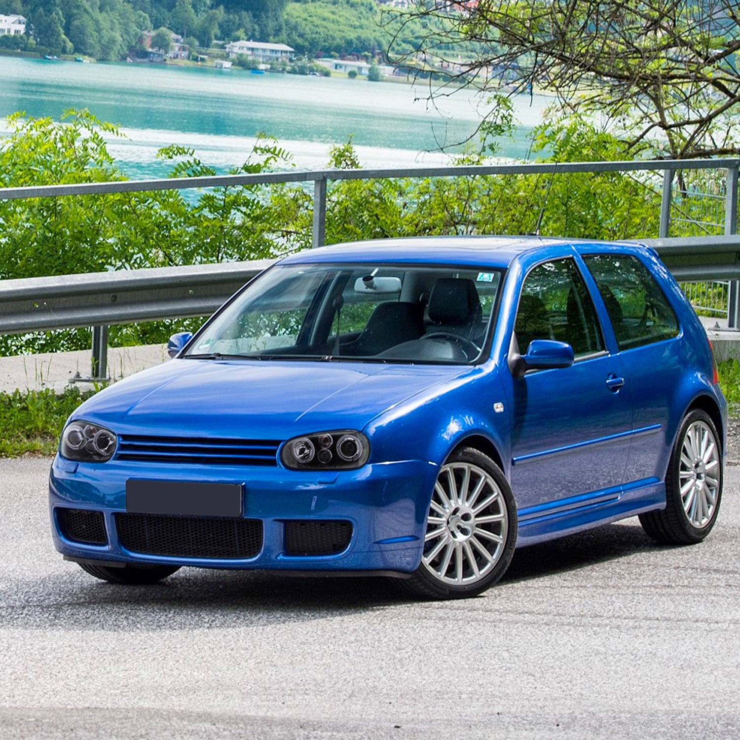 1999-2006 VW Golf Mk4 GTI/R32 Cabrio Dual Halo Projector Headlights Black