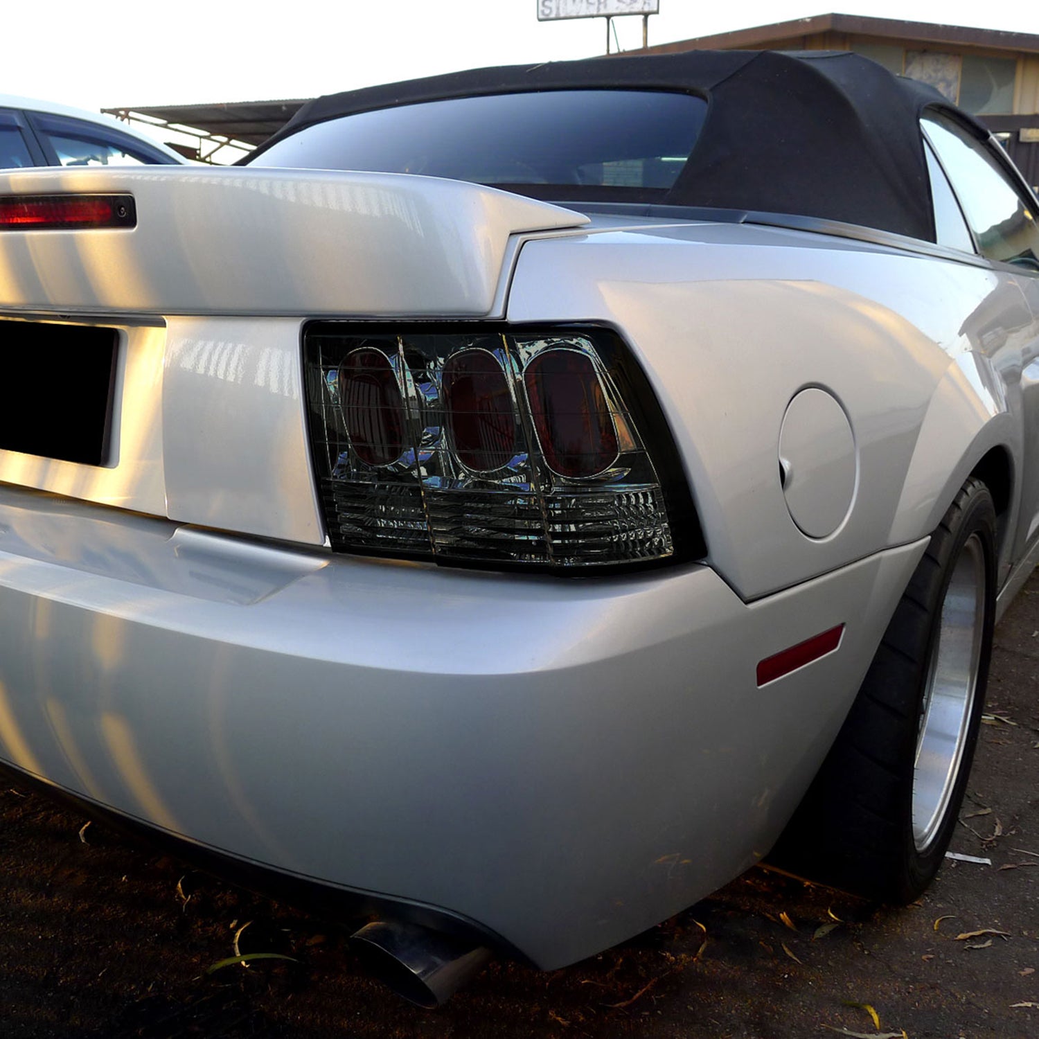 1999-2004 Ford Mustang Tail Lights Chrome Housing/Smoke Lens