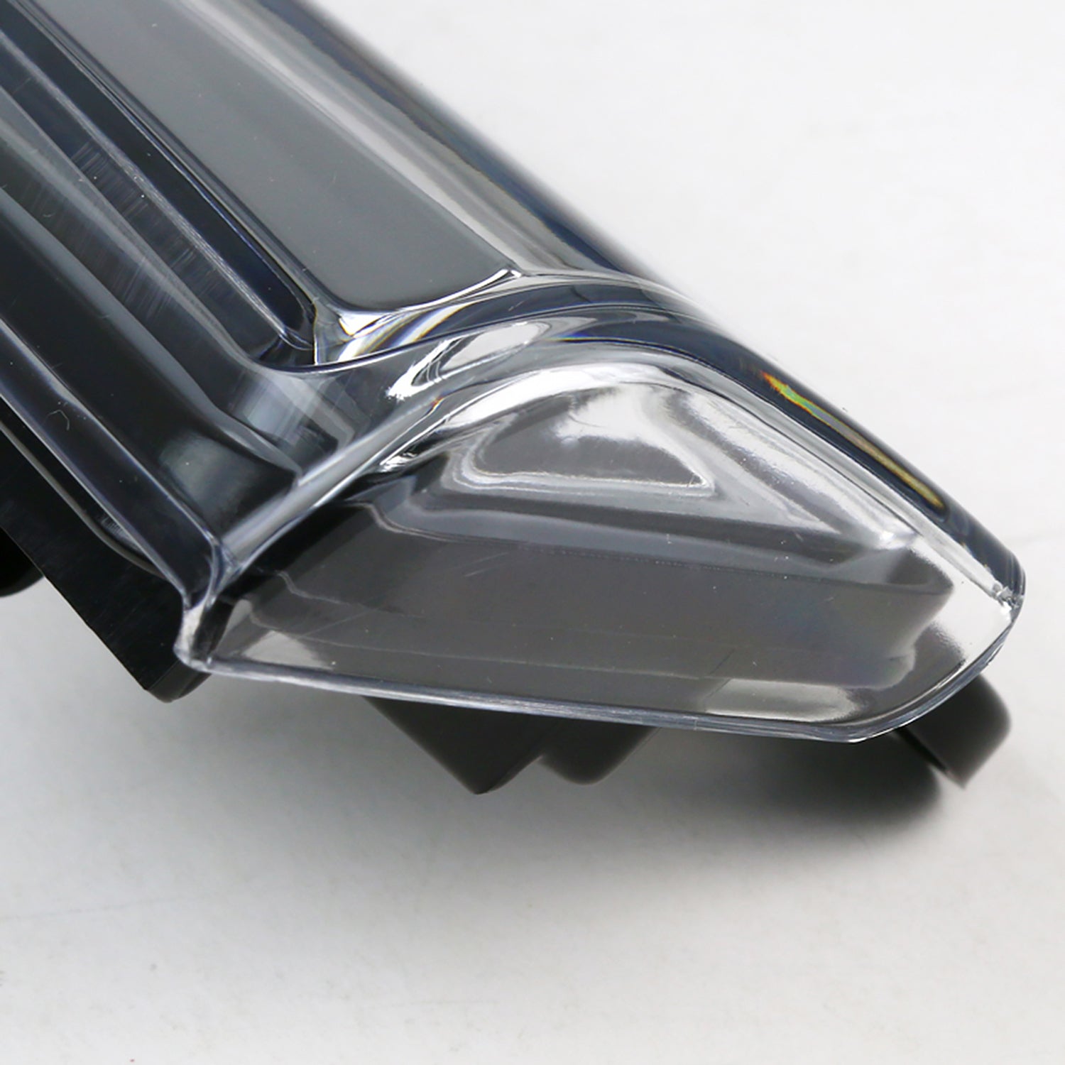 2000-2006 Chevy Suburban/Tahoe/Yukon/Yukon XL LED 3rd Brake Light Chrome/Clear