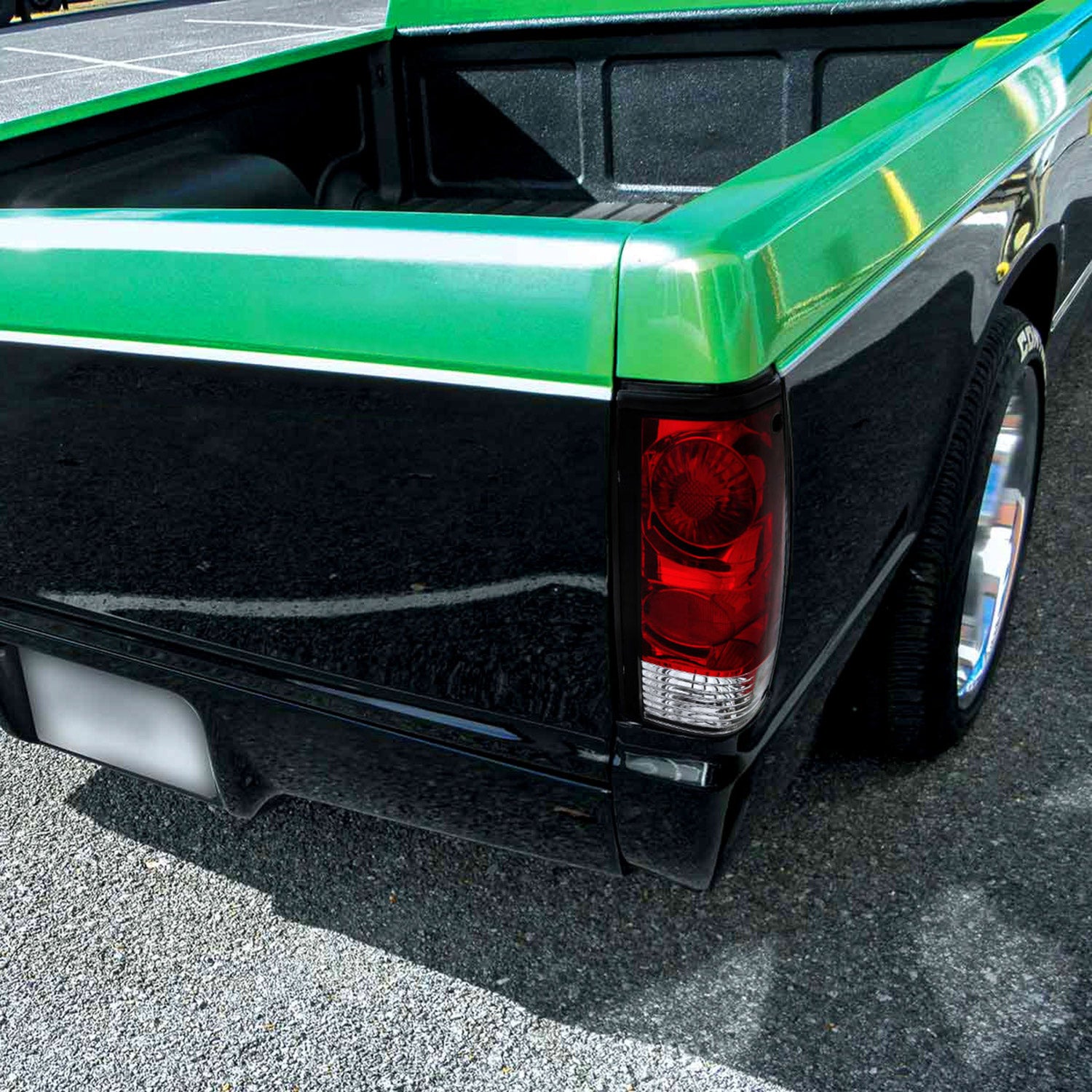 1982-1994 Chevy S10/Blazer GMC S15/Sonoma Tail Lights Chrome/Red Clear Lens