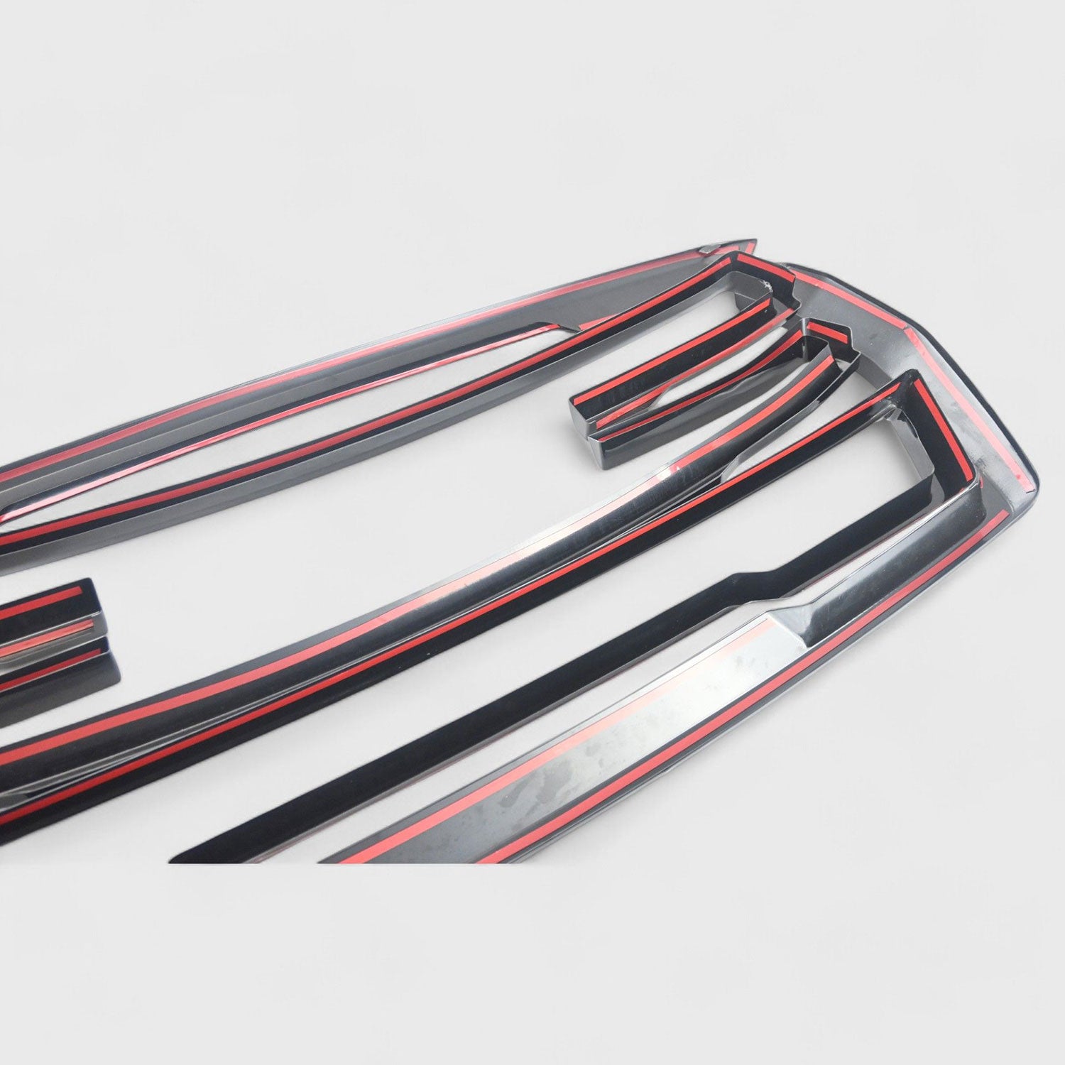 2021-2024 GMC Yukon Grille Overlay Gloss Black 5Pcs ABS Plastic