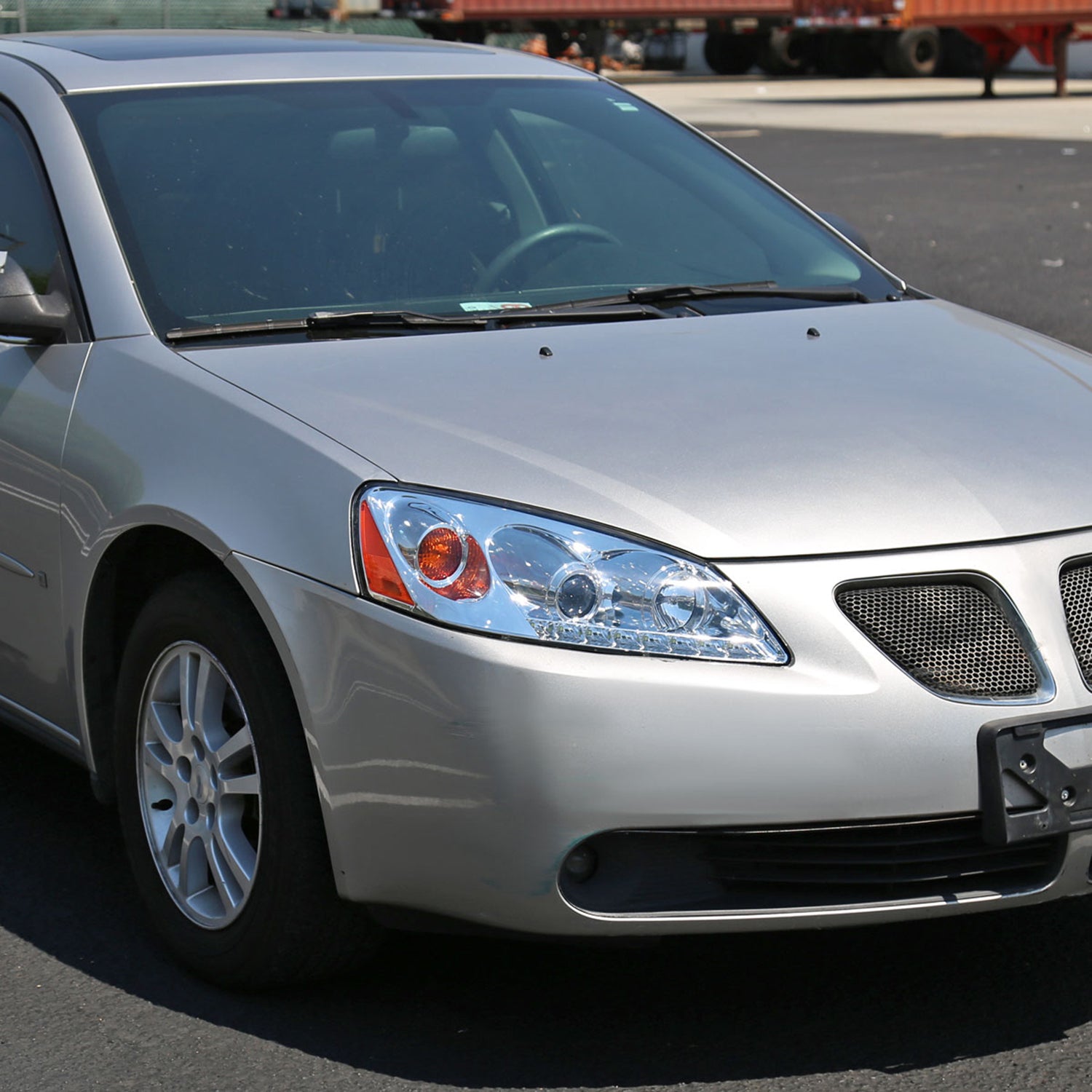 2005-2010 Pontiac G6 Projector Headlights w/ LED Light Strip Chrome/Clear Lens