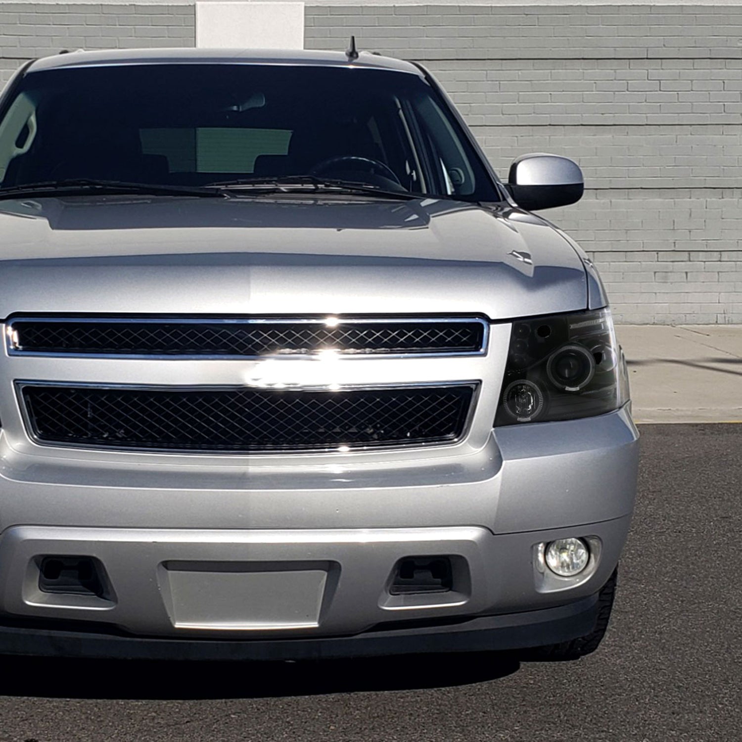 2007-2013 Chevy Avalanche/ 07-2014 Tahoe Suburban Dual Halo Headlights Jet Black