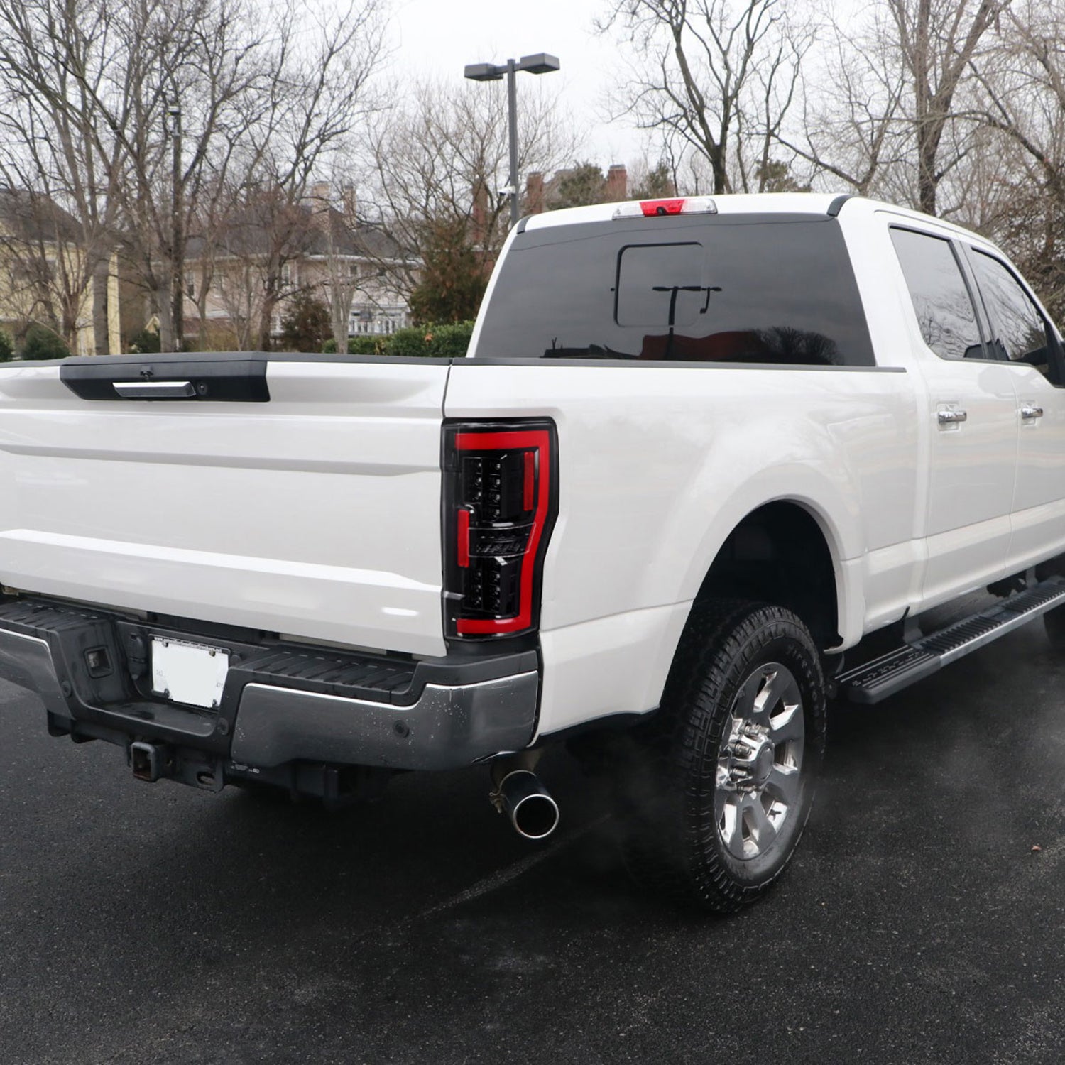 2017-2019 Ford F-250/F-350/F-450/F-550 LED Bar Tail Lights Jet Black/Clear