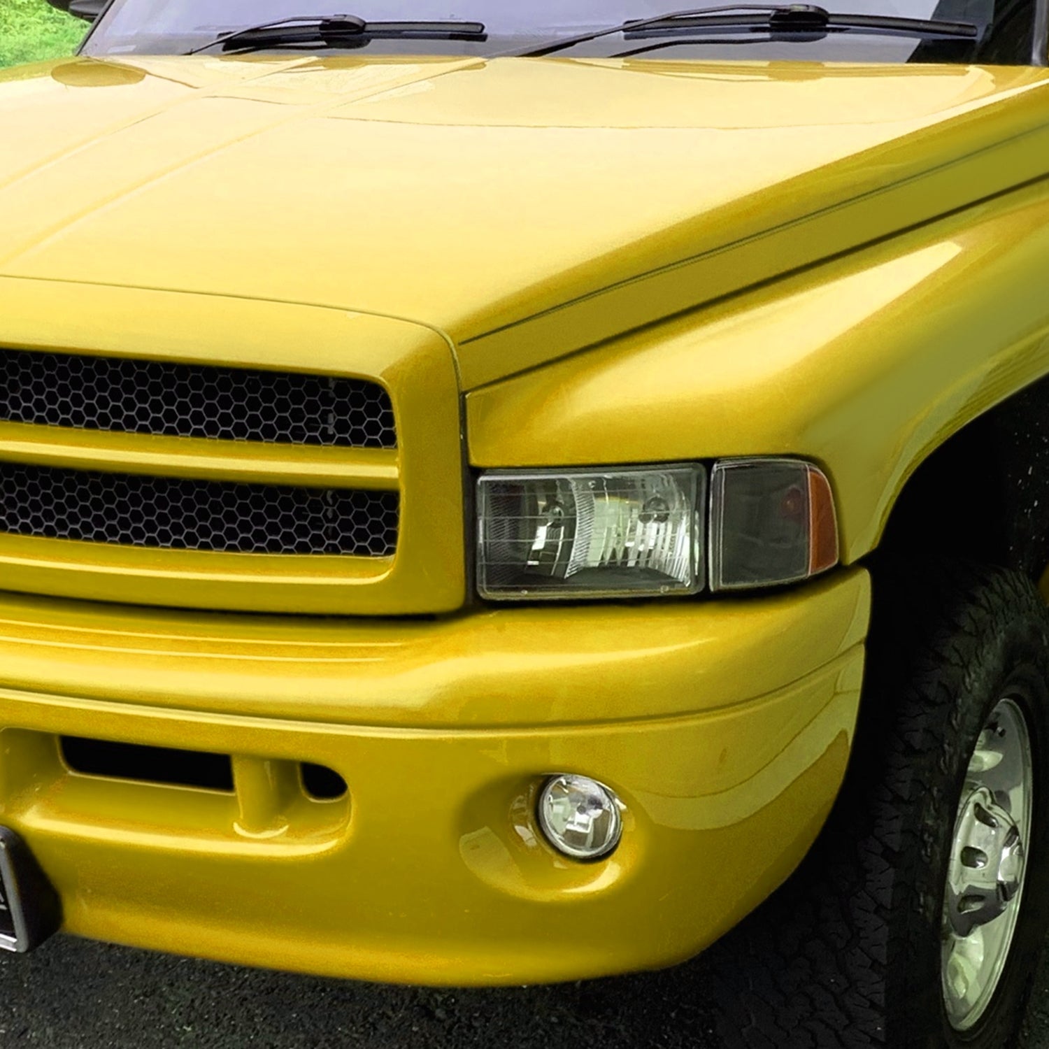 1999-2001 Dodge RAM 1500 Sport Factory Headlights & Corner Lights Black/Clear